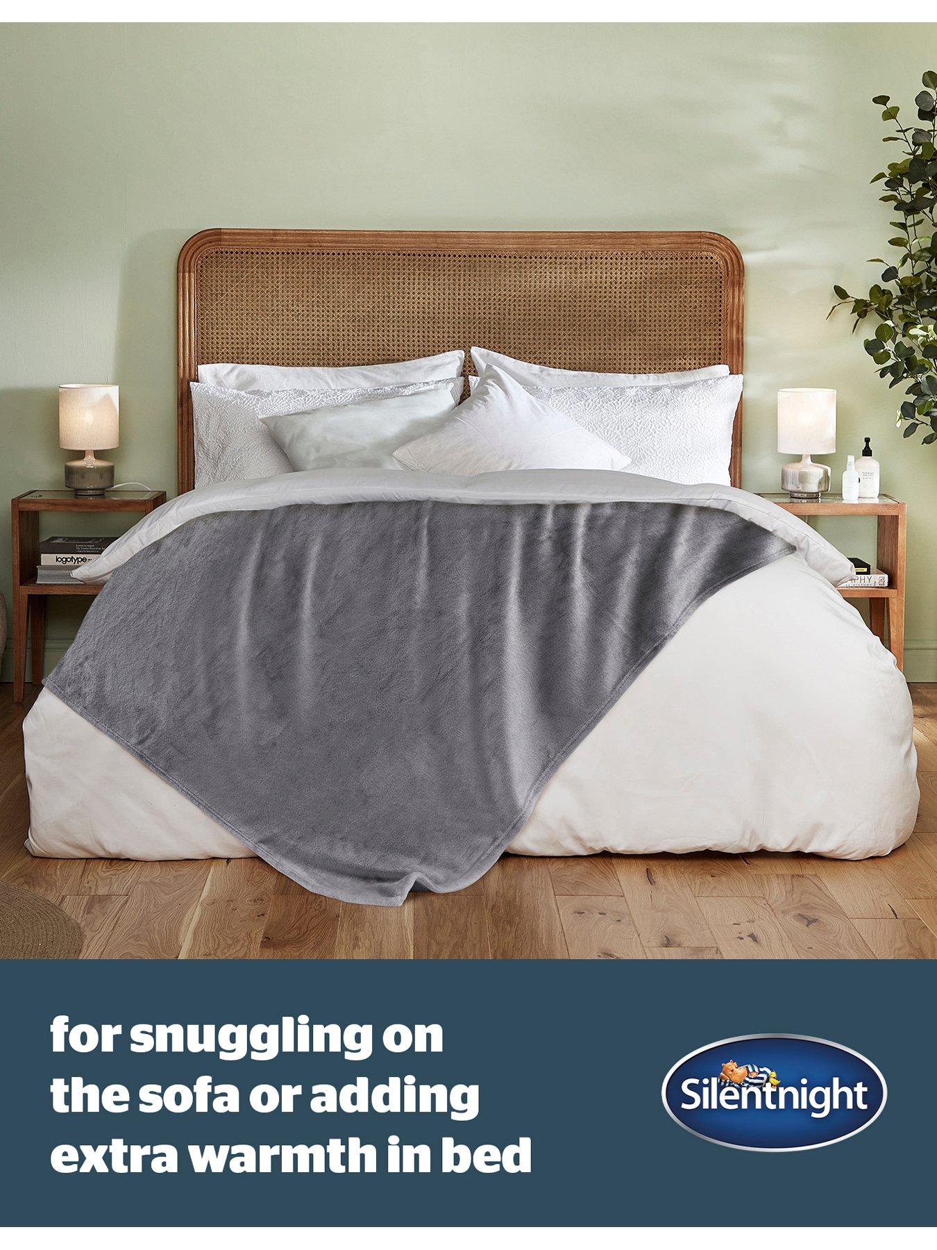 Silentnight Supersoft Extra Large Throw in Charcoal very