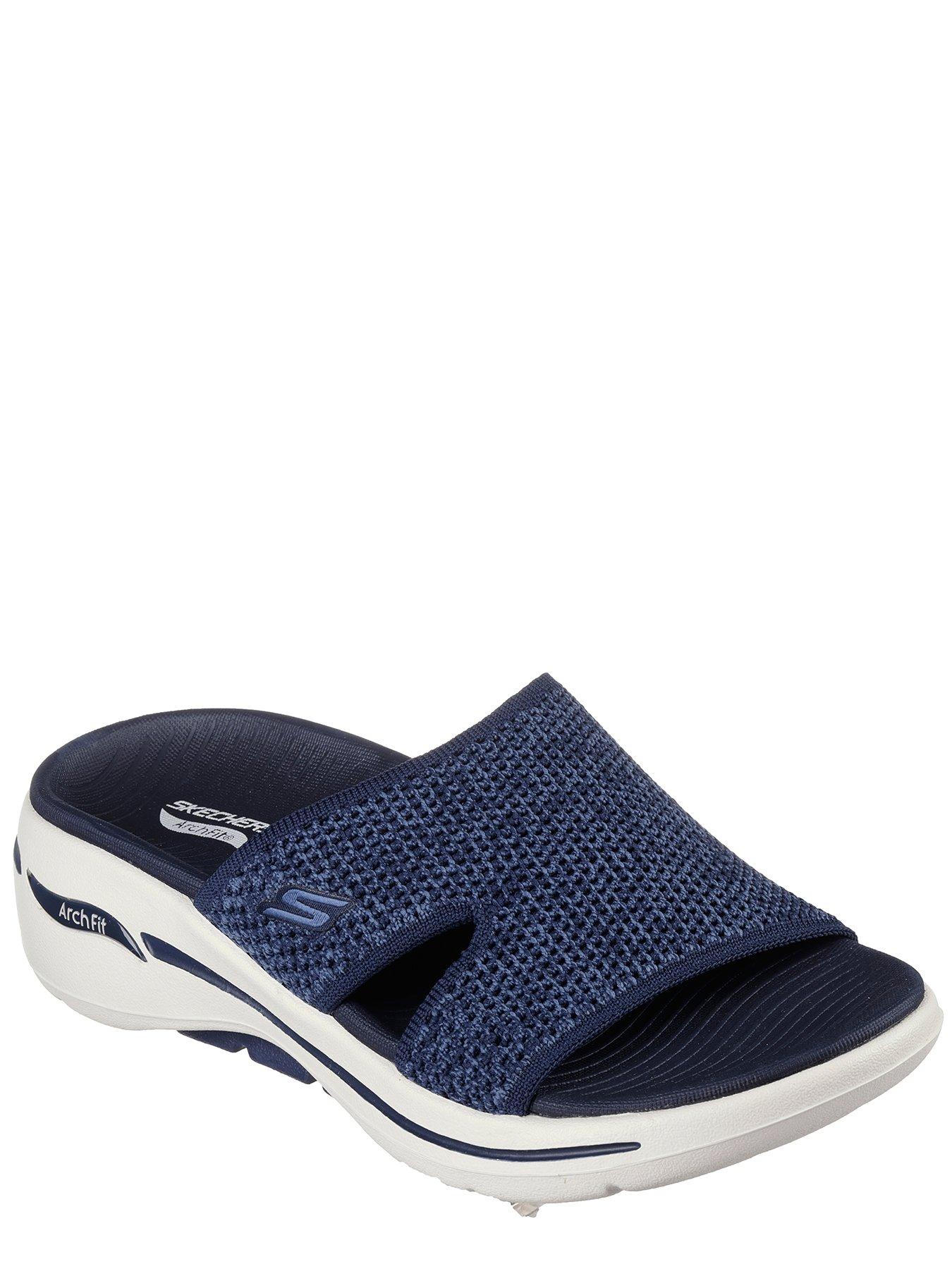 Sketchers store knit mule