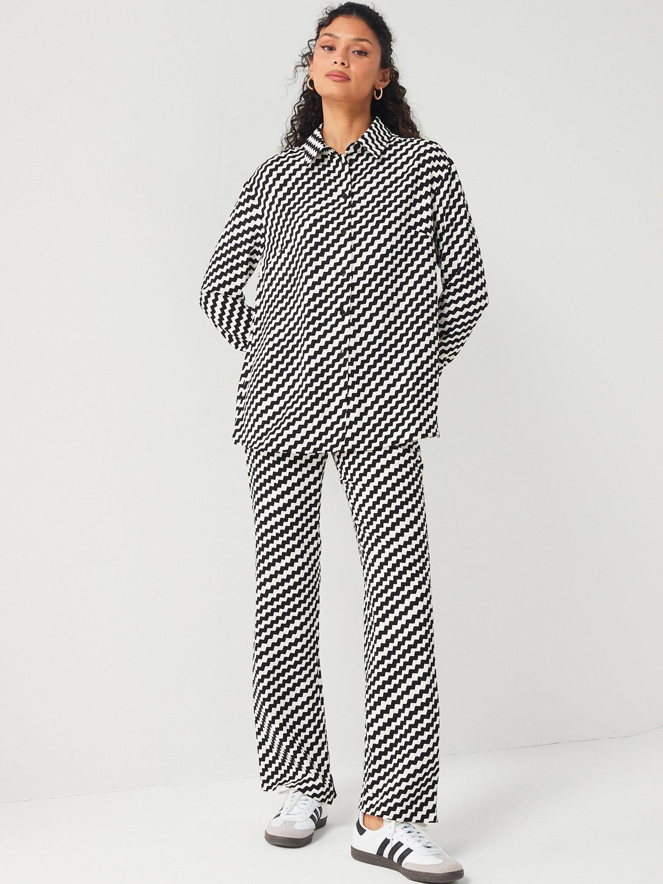 Image 5 of 6 of V by Very Crepe Ed Stripe Trouser Co-Ord - Print