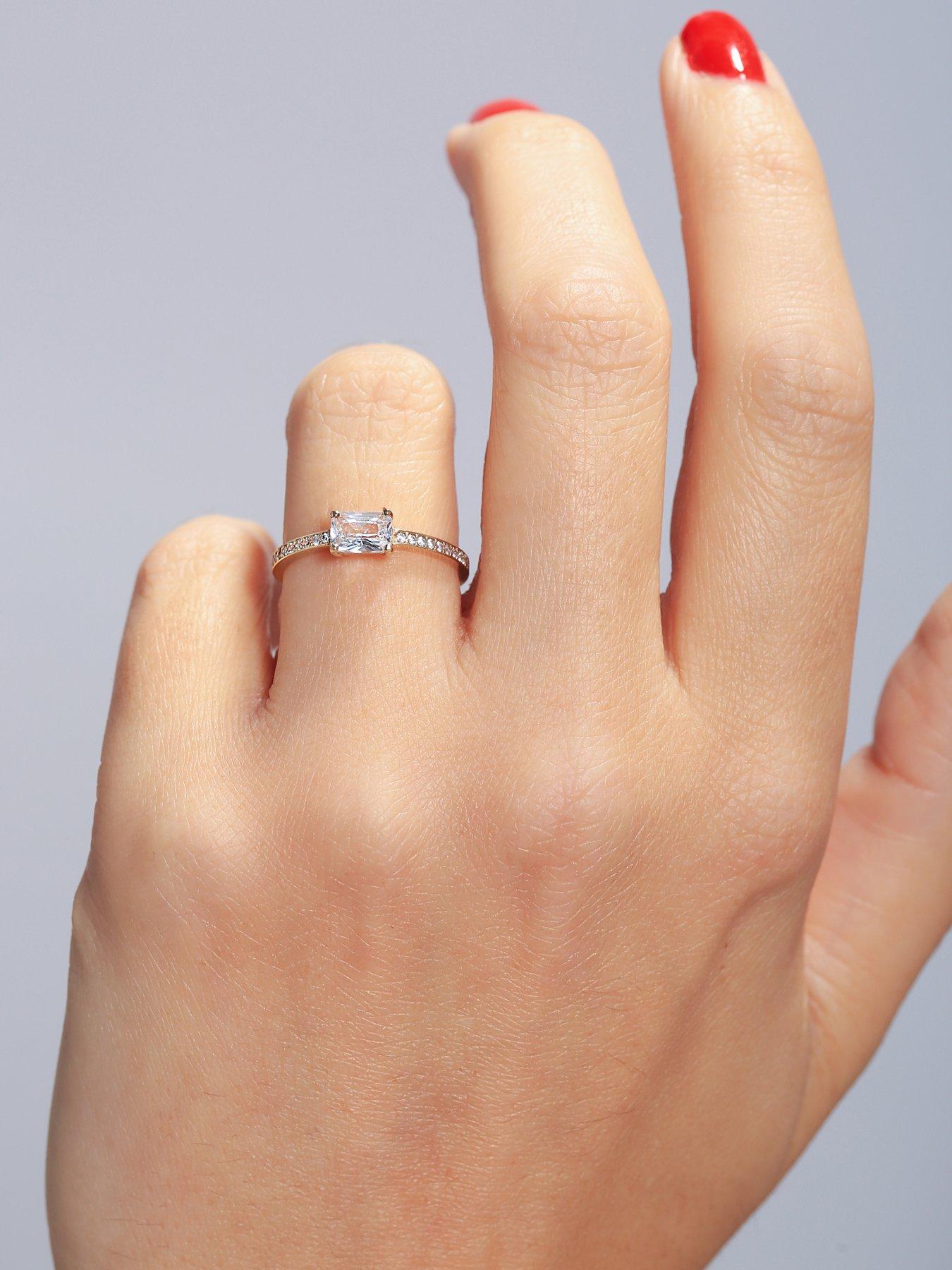 Image 5 of 5 of The Love Collection 9ct Yellow Solid Gold 6x4 Emerald Cut Cubic Zirconia Solitaire Band Ring