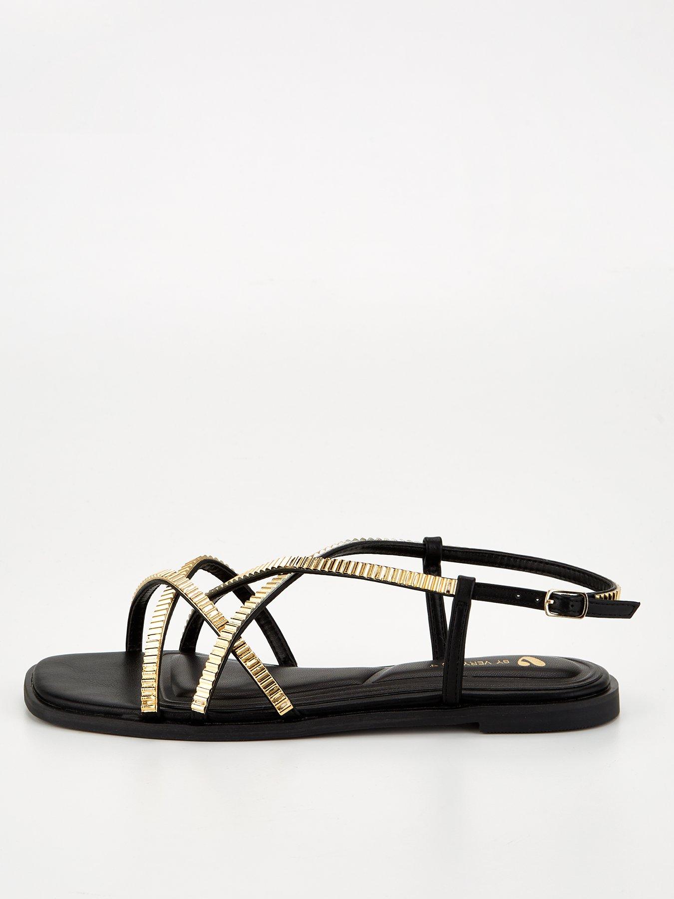 Black fashion sandals flat