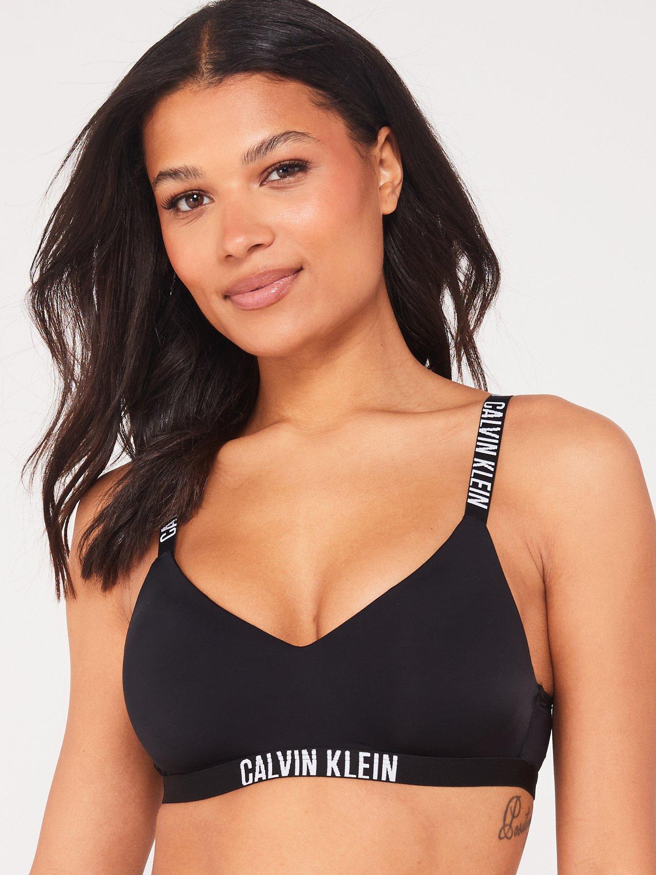 undefined Intense Power Bralette - Black