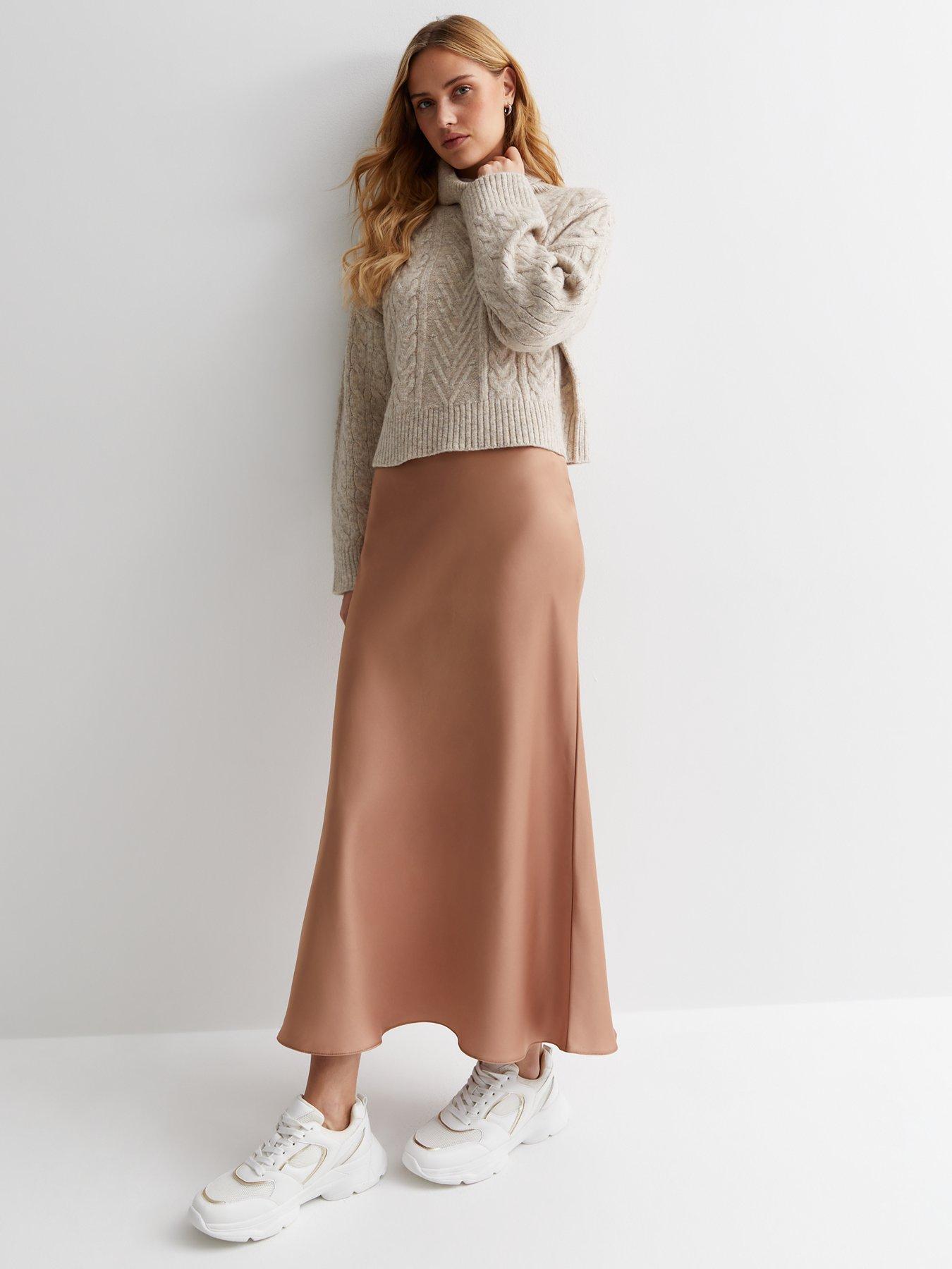 Maxi on sale skirt very