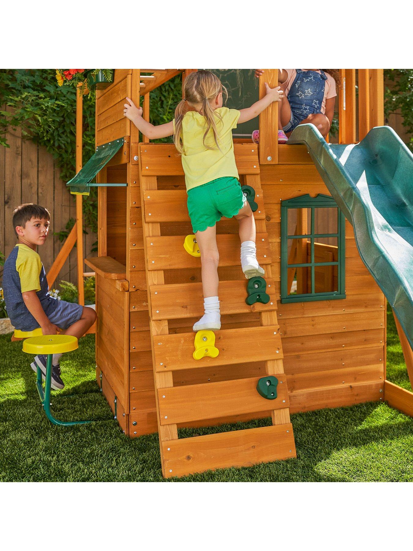 KidKraft Ridgeview Clubhouse Deluxe Fort Wooden Swingset