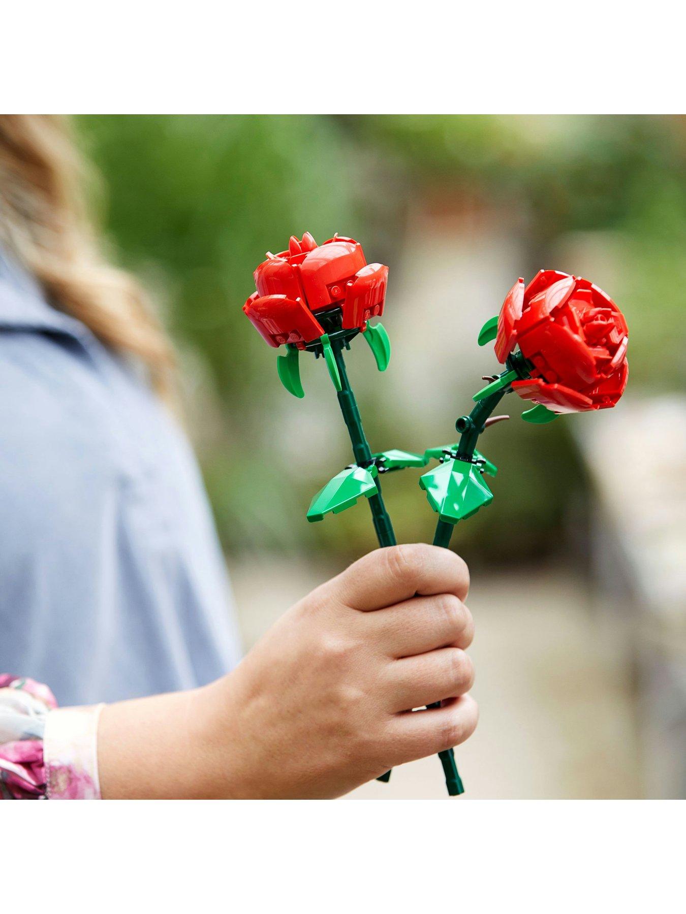 Image 6 of 7 of LEGO Botanical Botanicals Roses Flower Set 40460