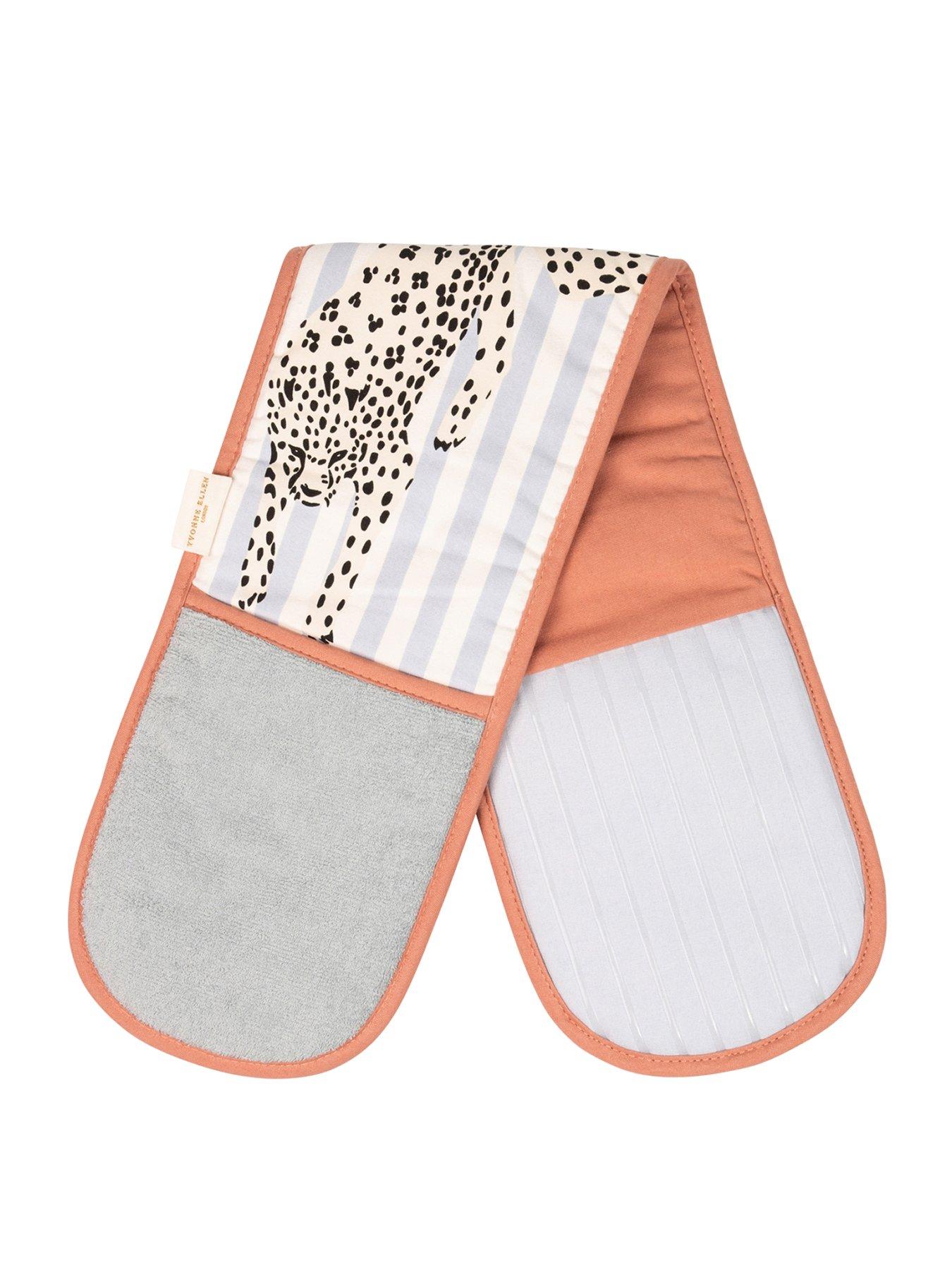 undefined Double Oven Glove – Cheetah