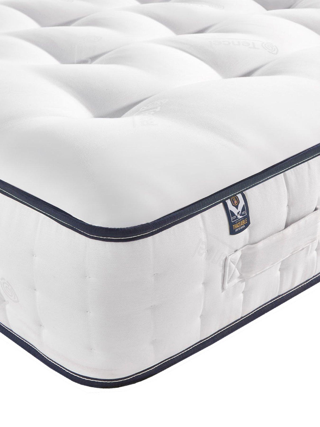 Image 3 of 8 of Silentnight Wool&nbsp;1600 Pocket&nbsp;Mattress - Medium firmness