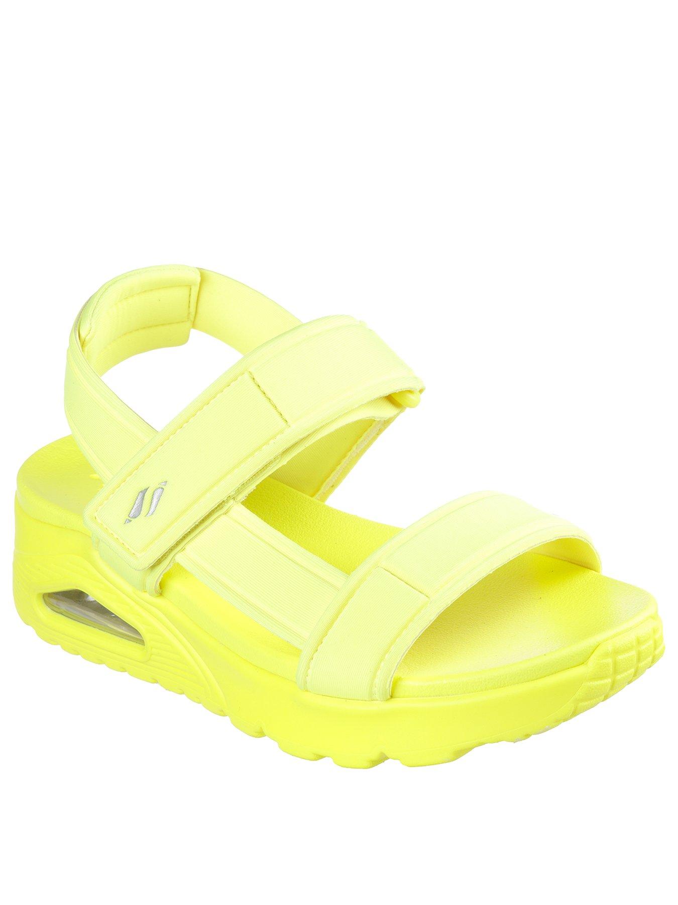 Skechers sandals amarillo on sale