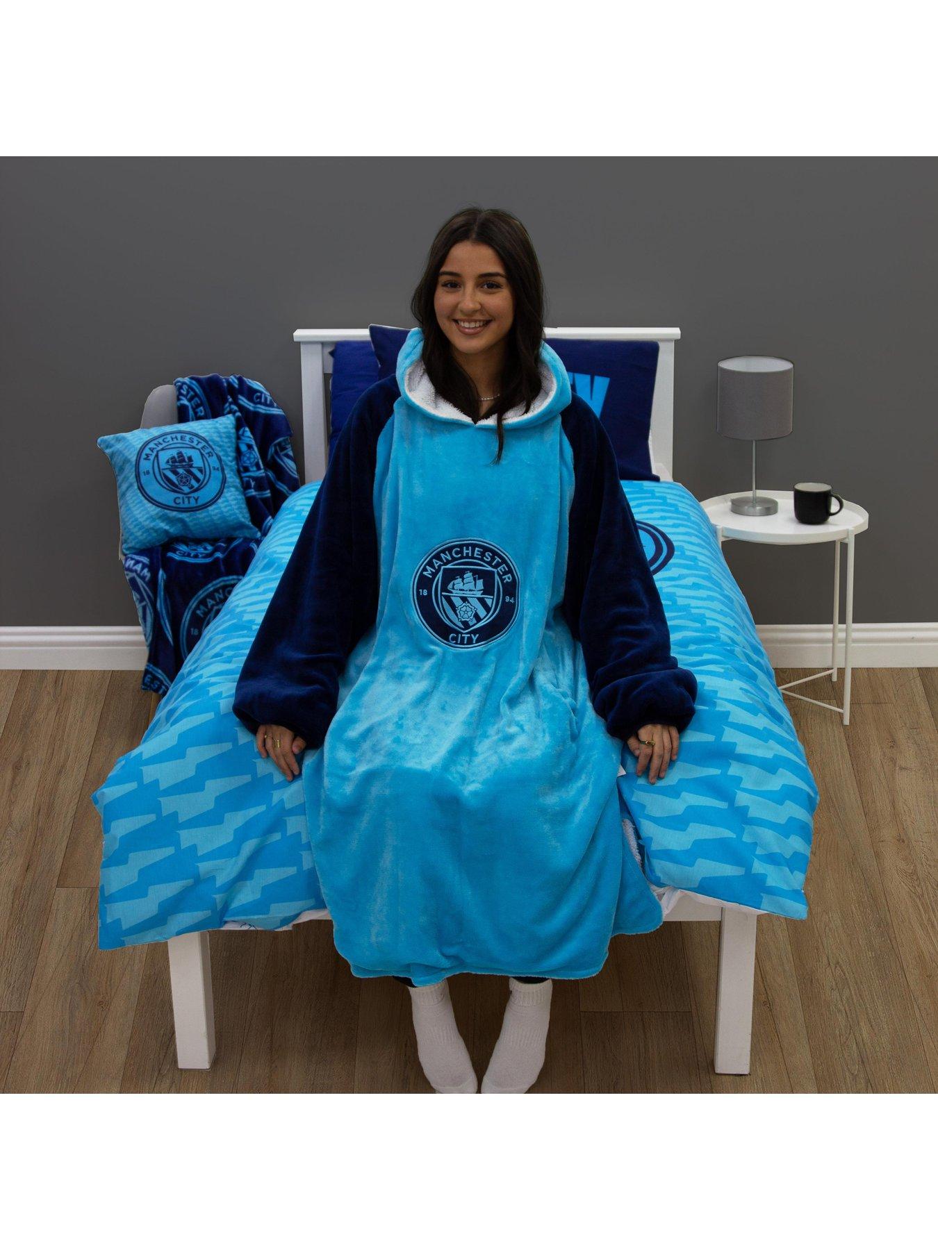 Image 5 of 7 of Manchester City Man City Wearable Fleece Hoodie
