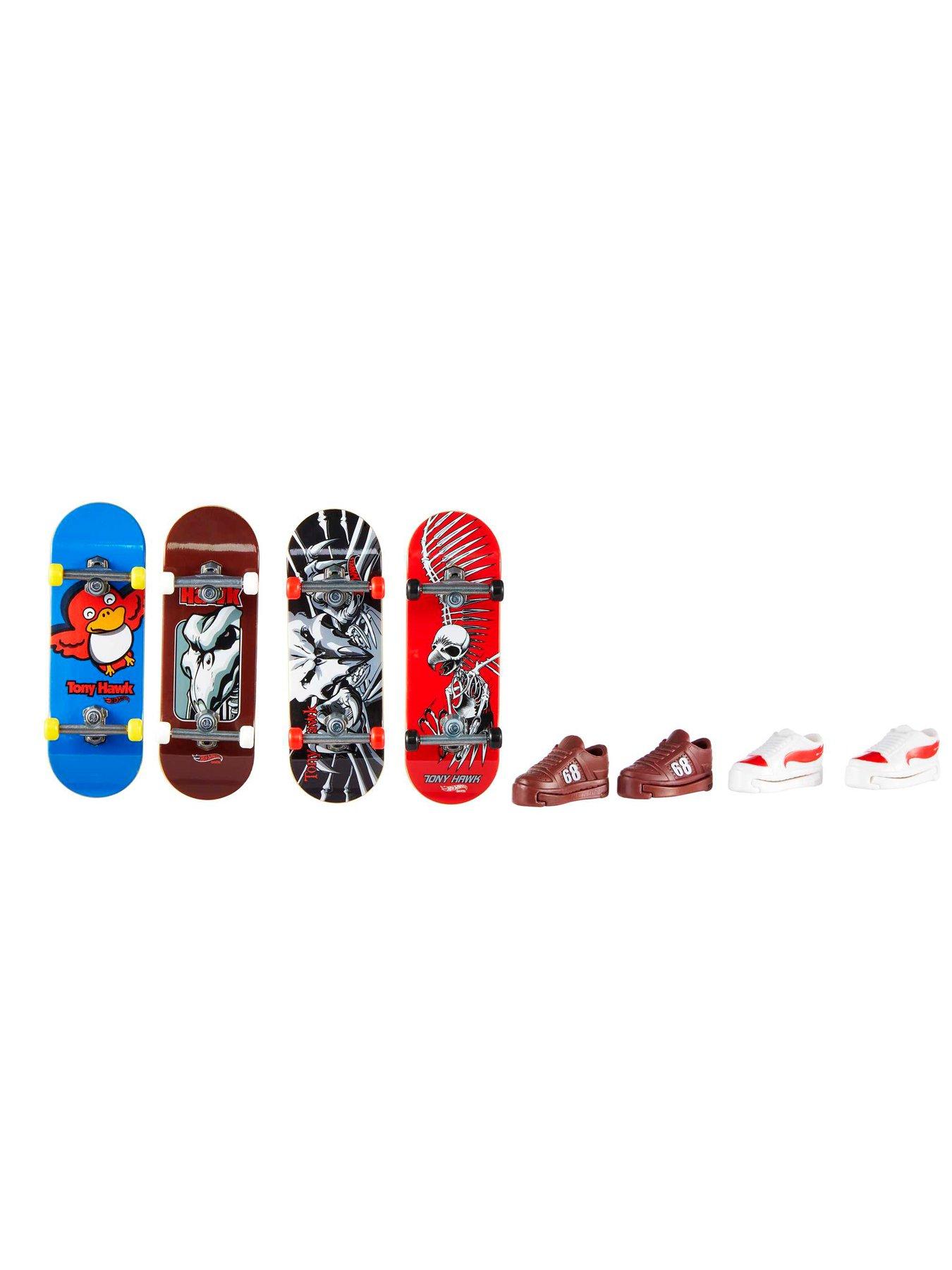 Image 2 of 8 of Hot Wheels Skate 4-Pack Fingerboard Assortment