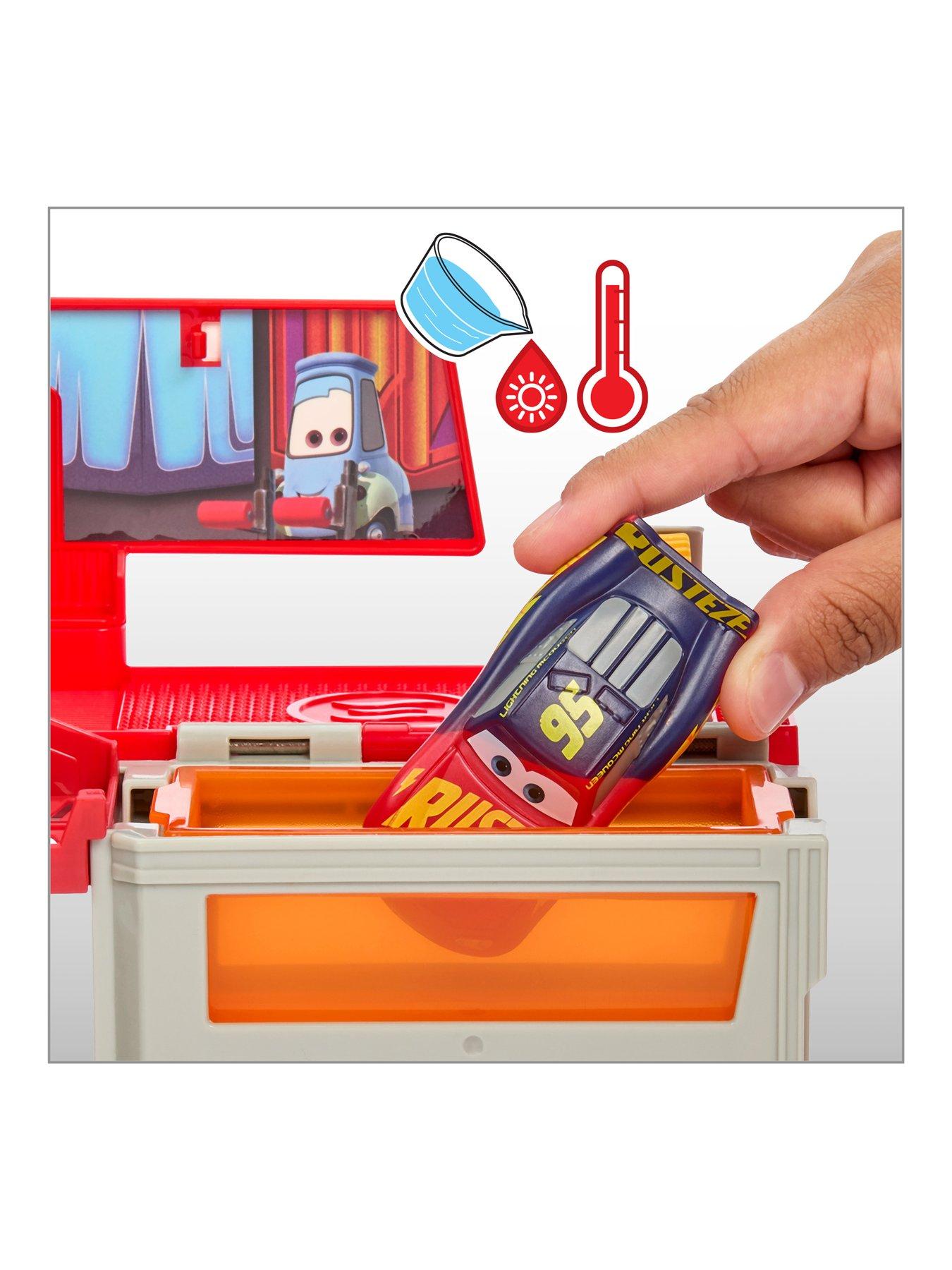 Disney Pixar Colour Changers Mobile Paint Shop Mack Playset Very