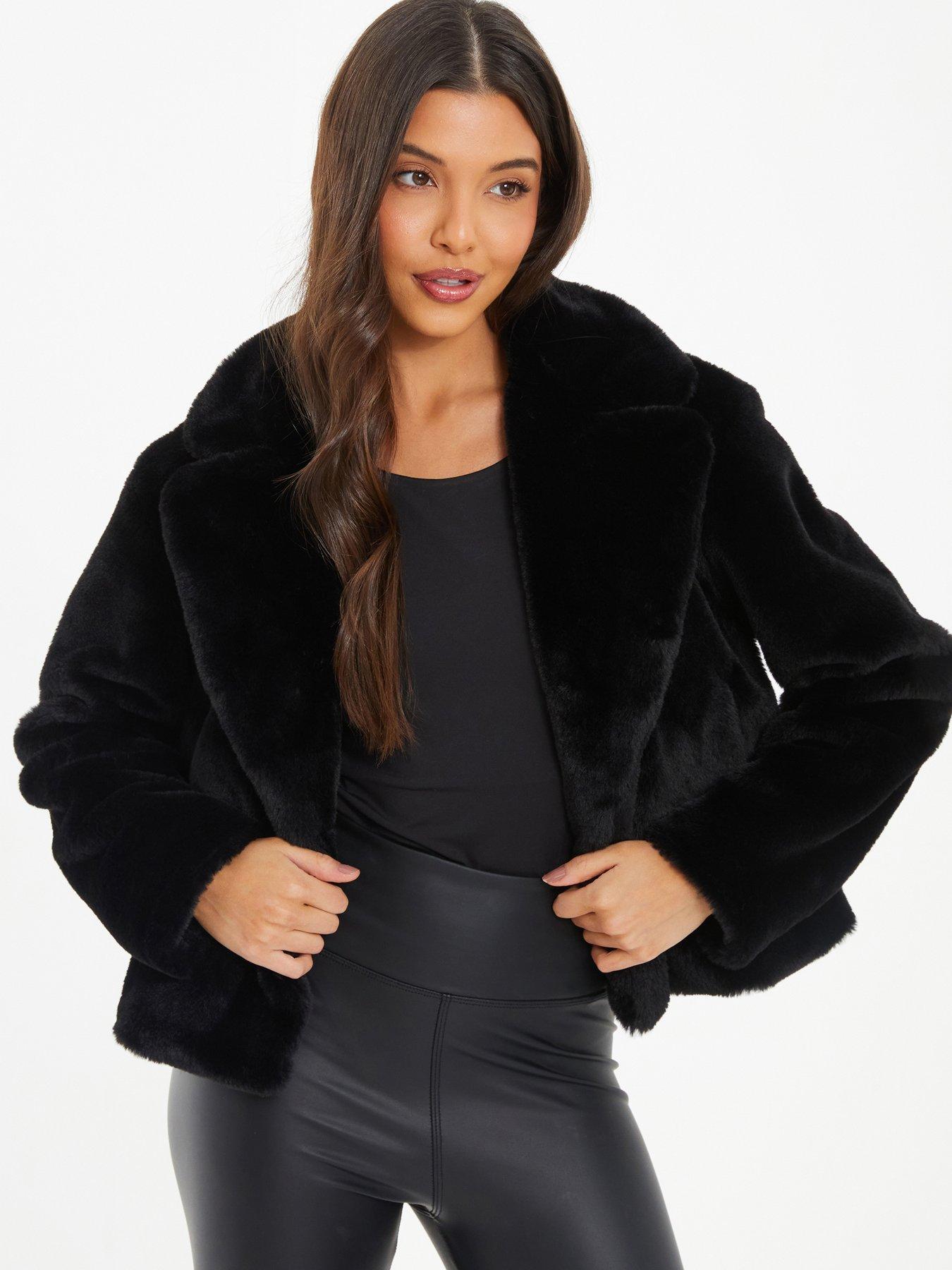 Faux fur short outlet coat black