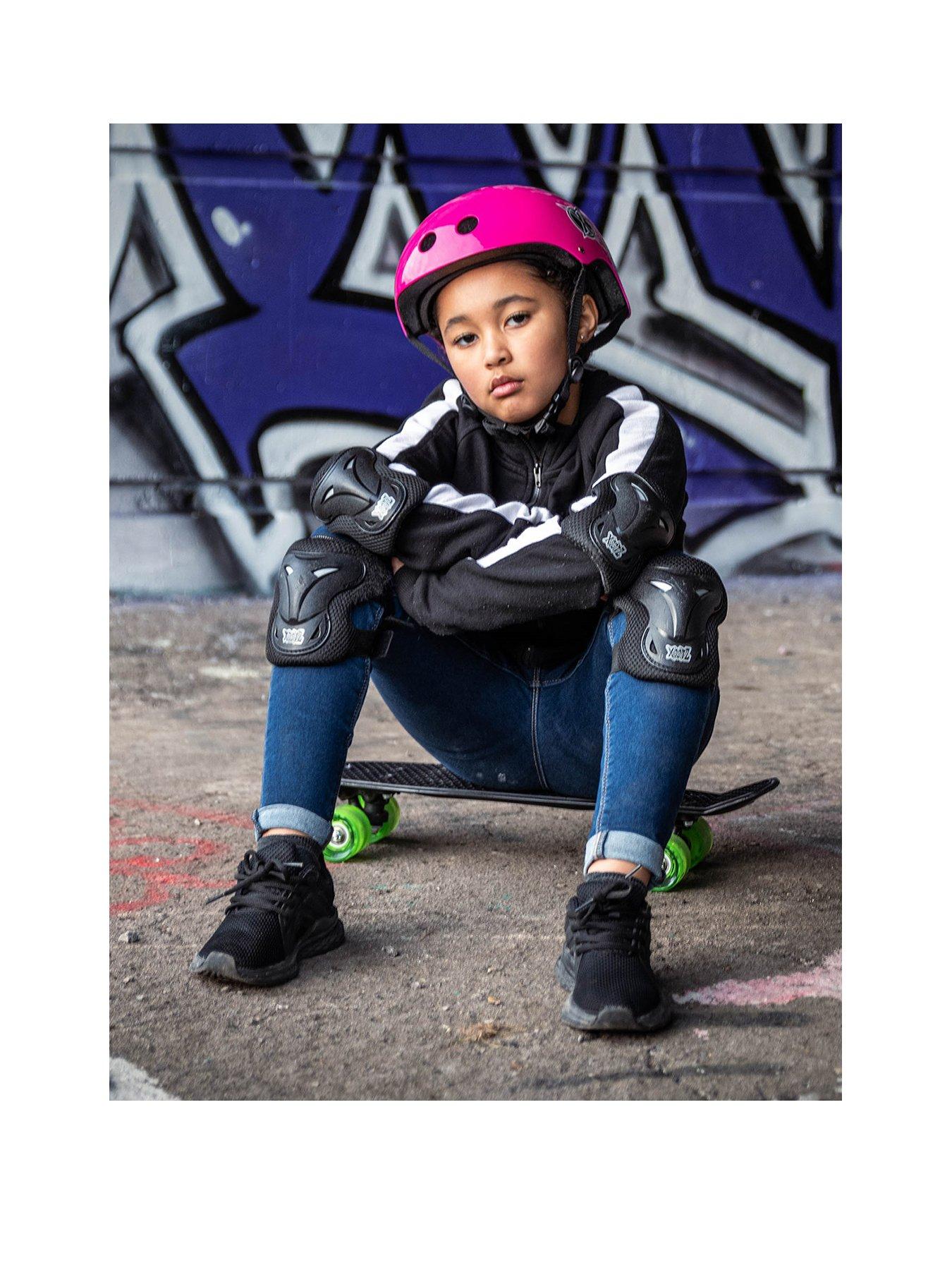 Helmet and knee pads for toddlers hotsell