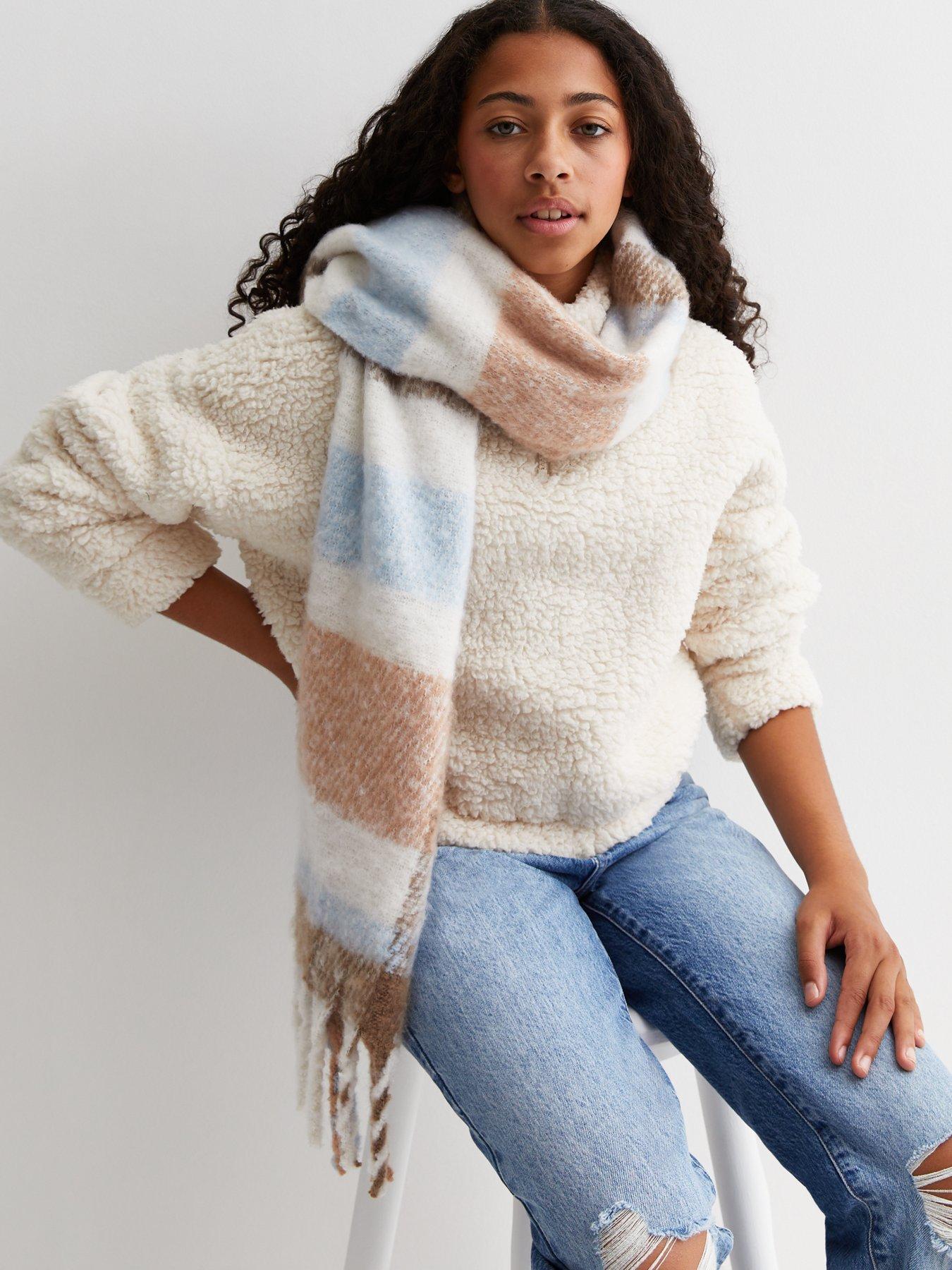 White knit clearance scarf