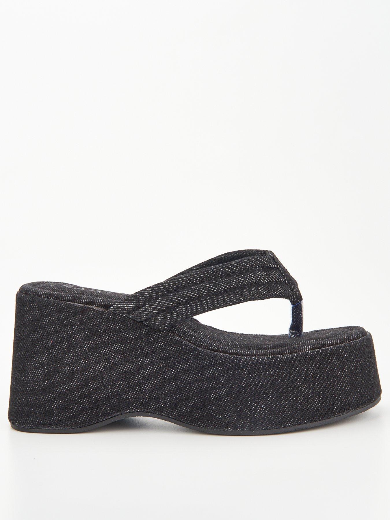 Black wedge toe hot sale post sandals uk