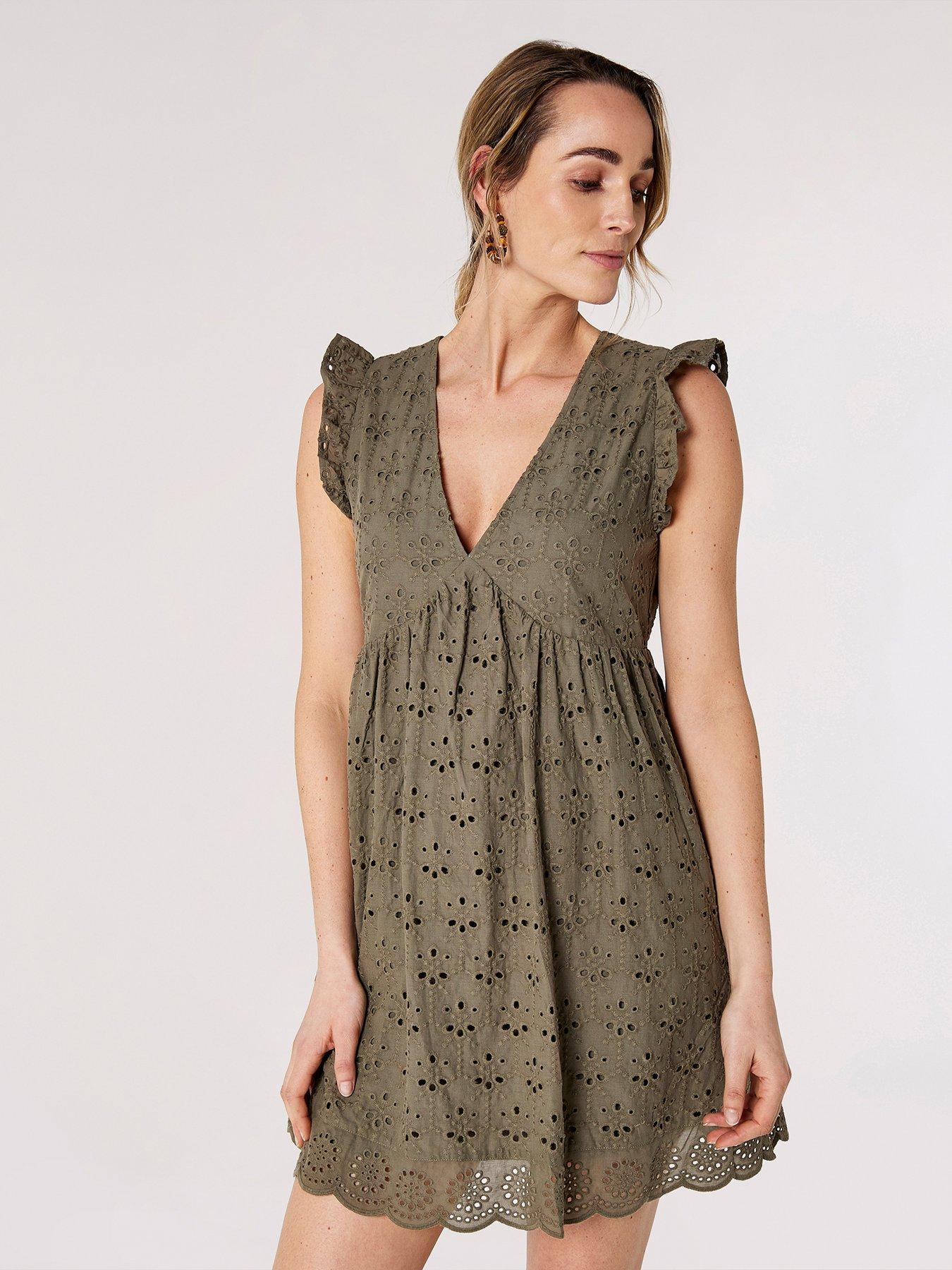 apricot-broderie-anglaise-v-neck-dress