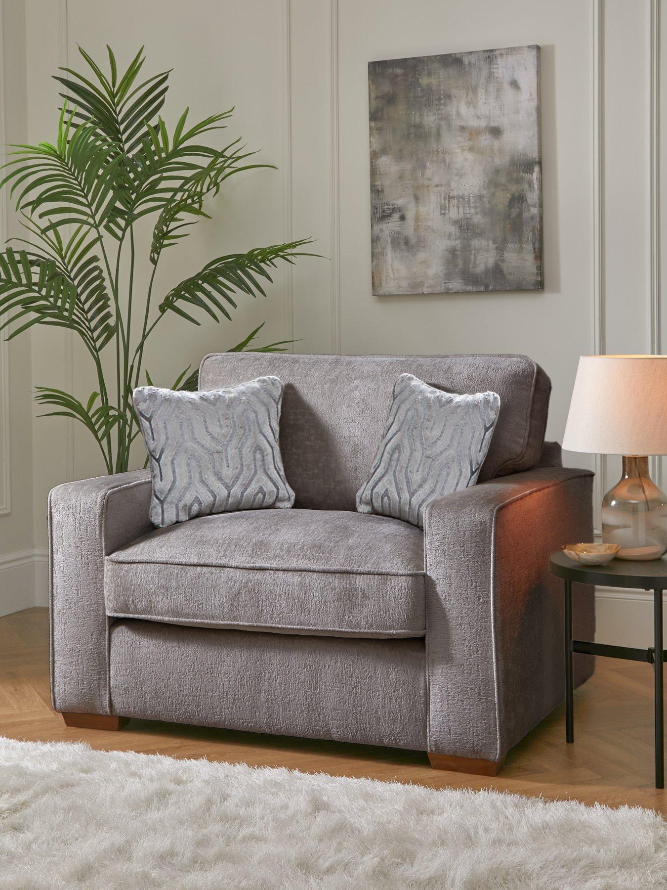 undefined Elsa Fabric Love Chair