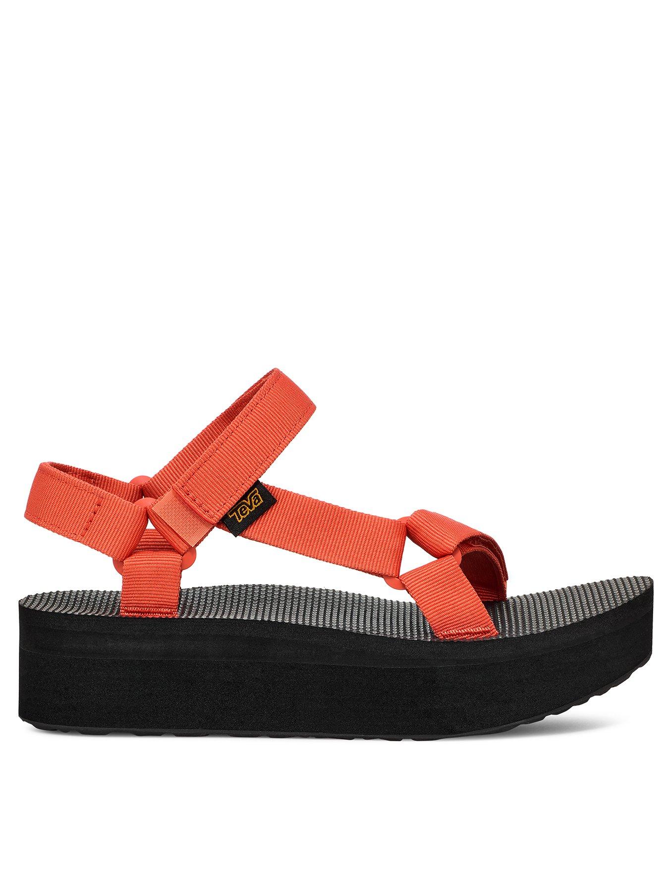 teva-flatform-universal-tigerlily-orange