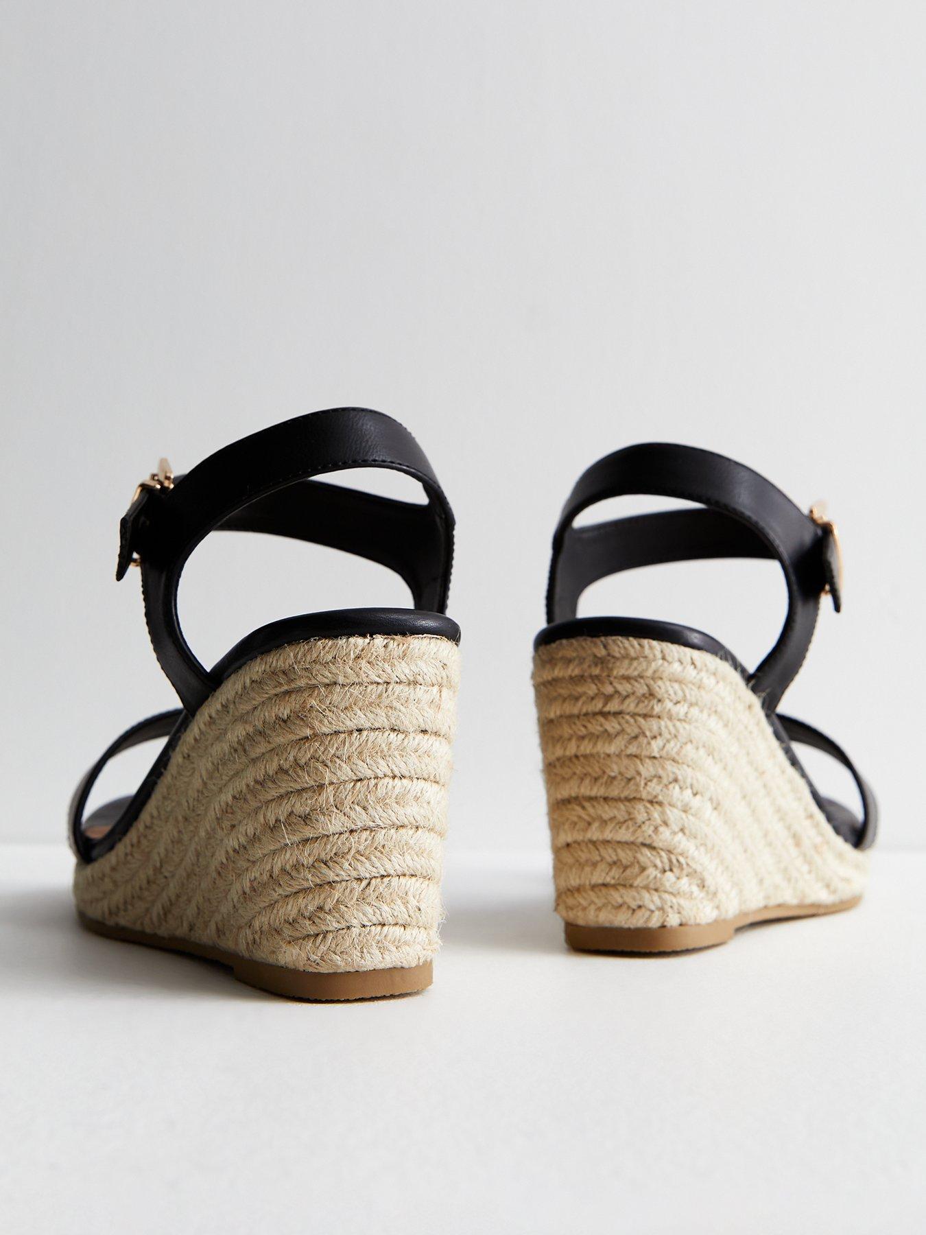 Low wedge sandals new on sale look