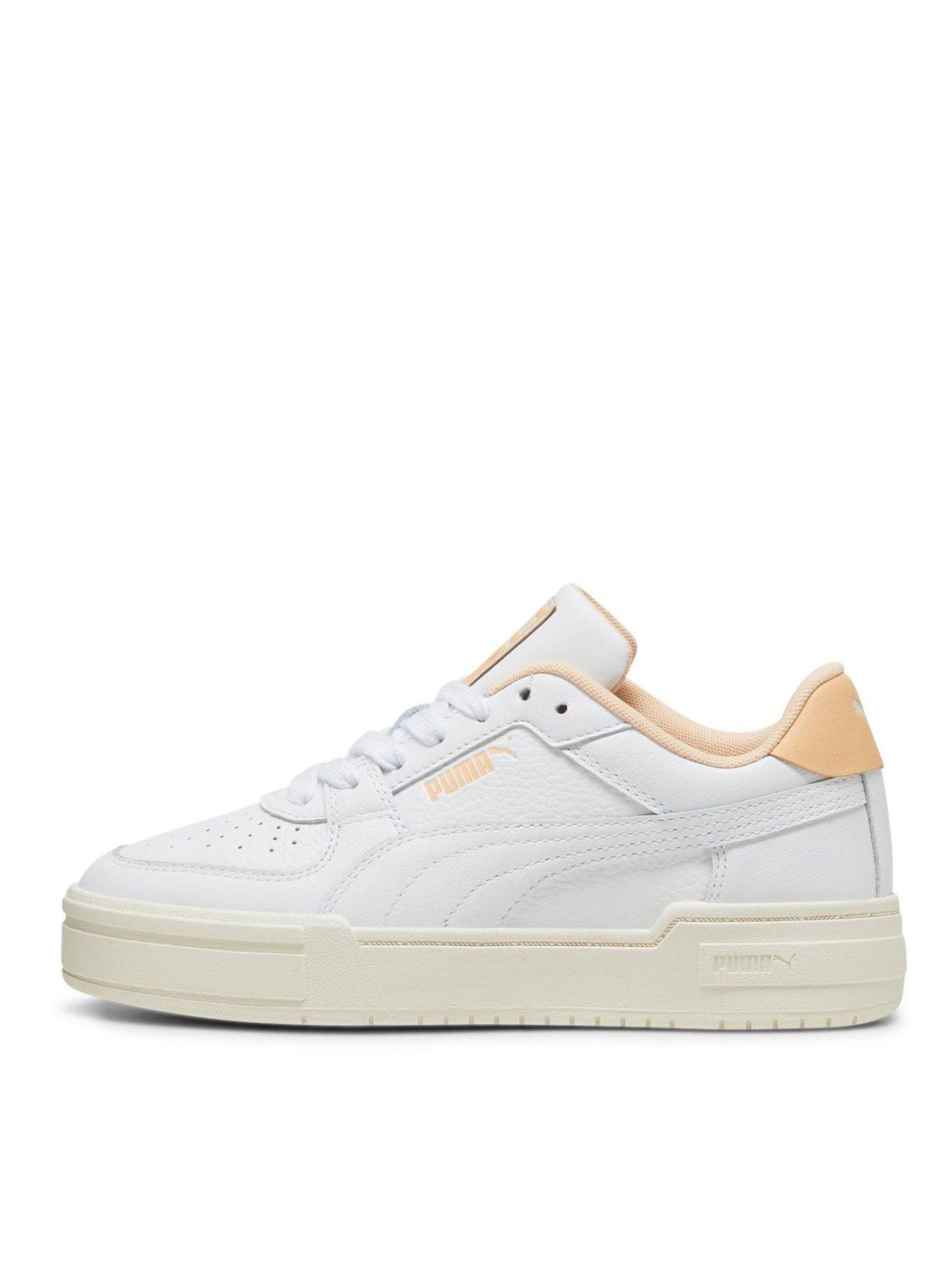 Peach hot sale color pumas