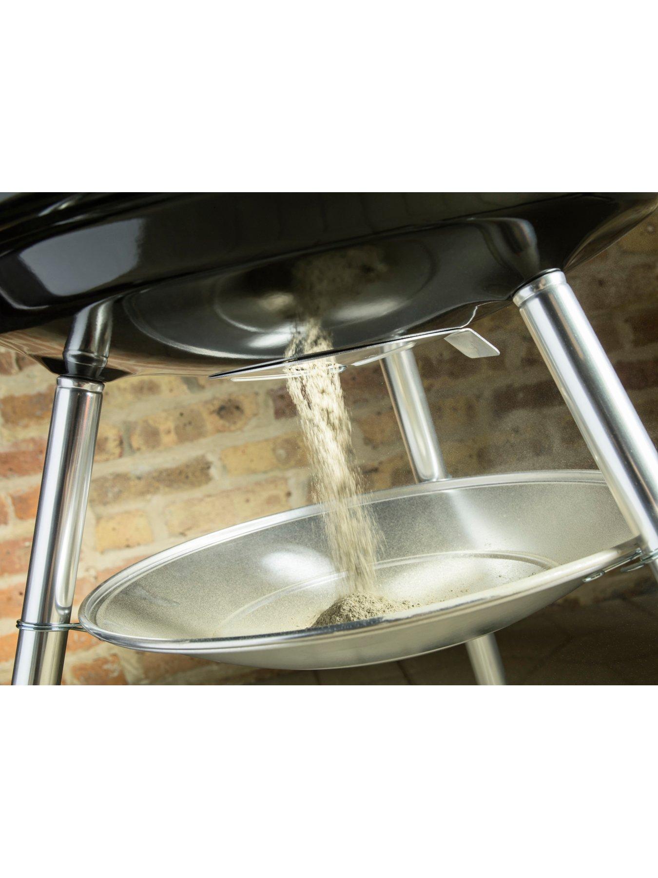 Image 3 of 6 of Weber Compact Kettle, 47cm, Black