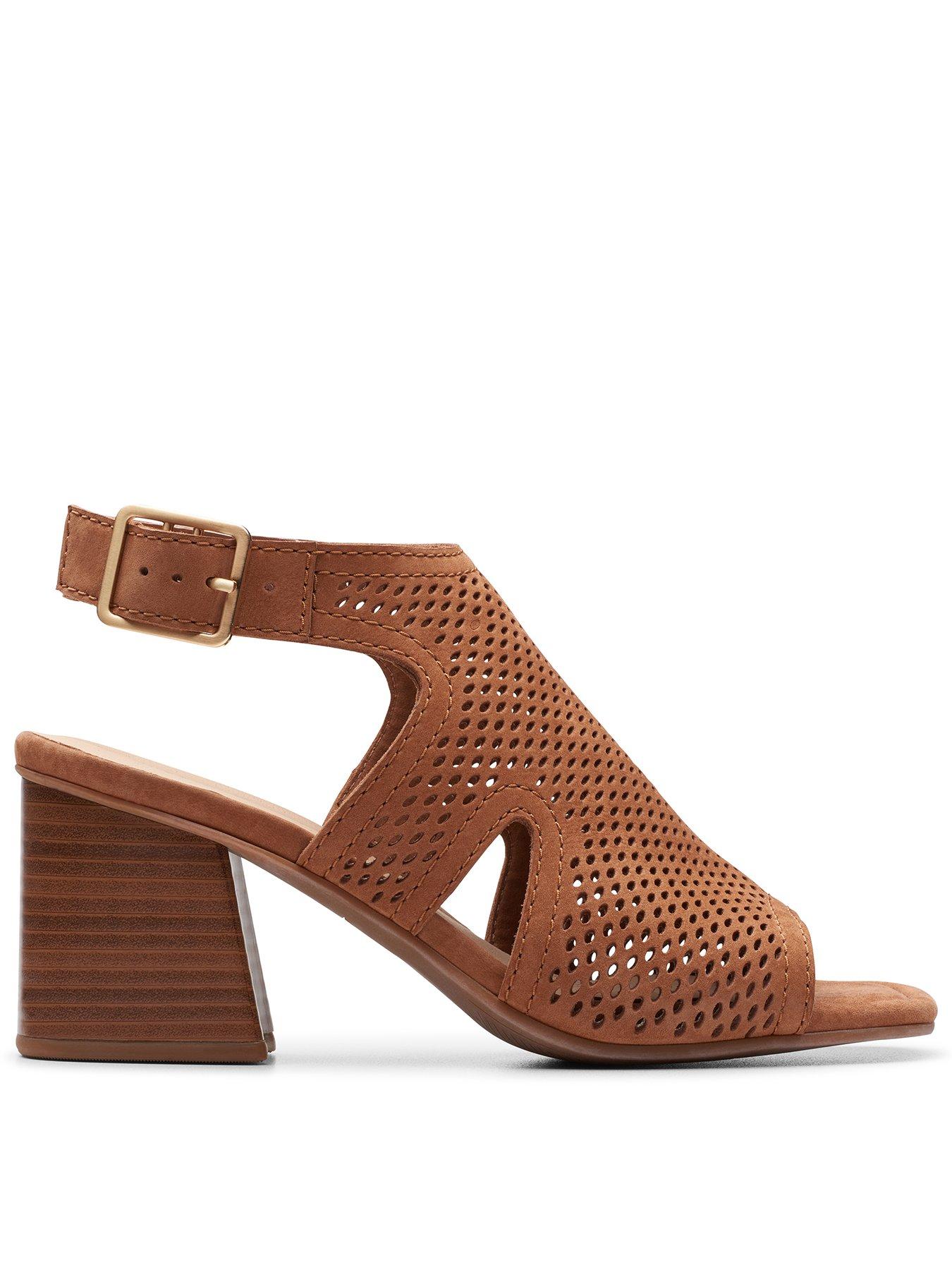 Clarks best sale spa sandals