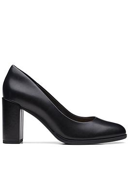 clarks freva85 leather high heeled wide fitting court shoe - black