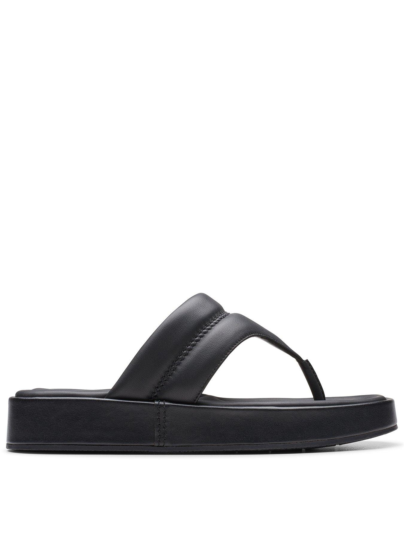 Buy THE ATTICO Chunky-sole Leather Flip Flops - Black At 20% Off