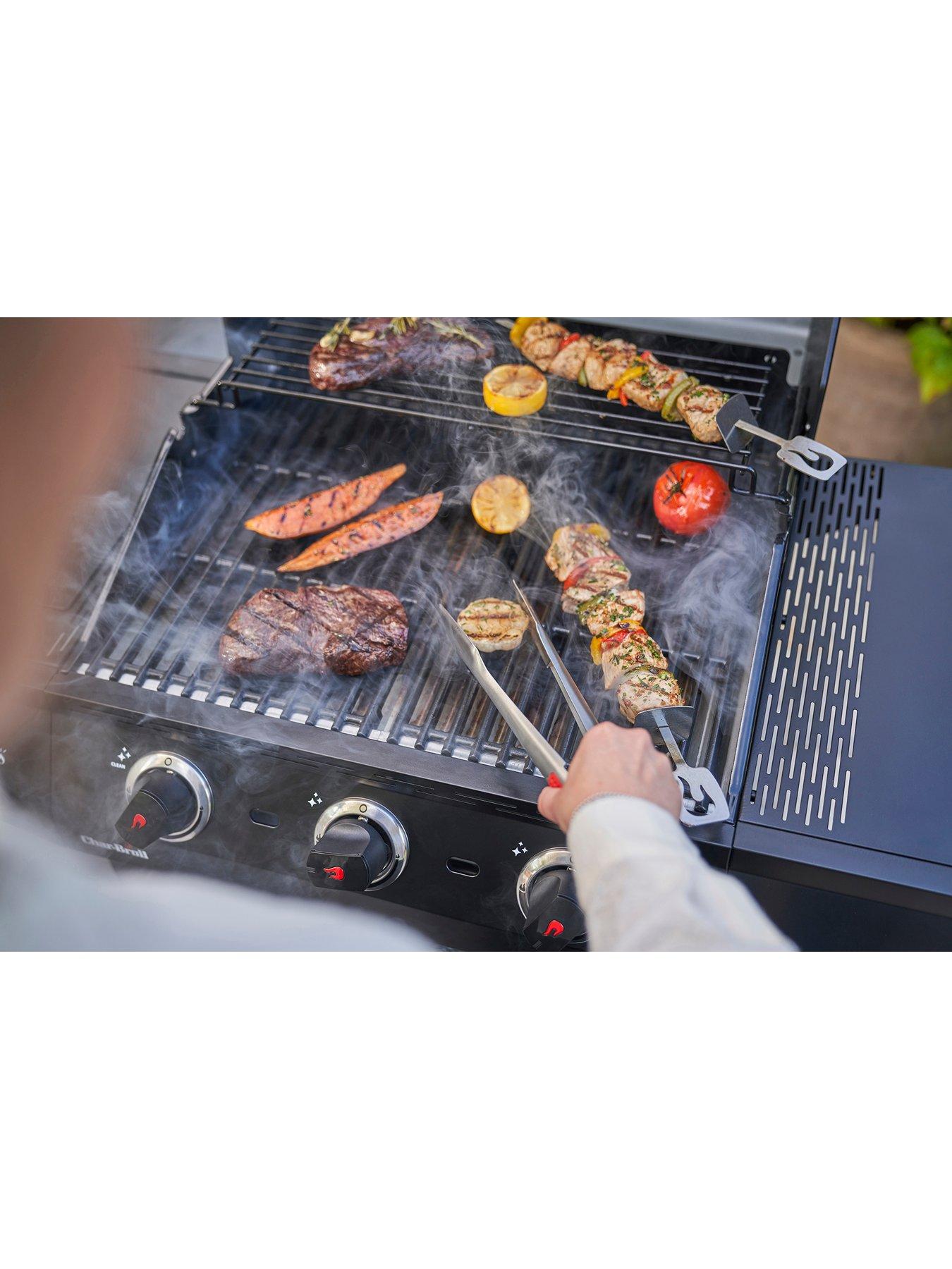 Image 4 of 7 of Char-Broil Advantage Core 3B BBQ