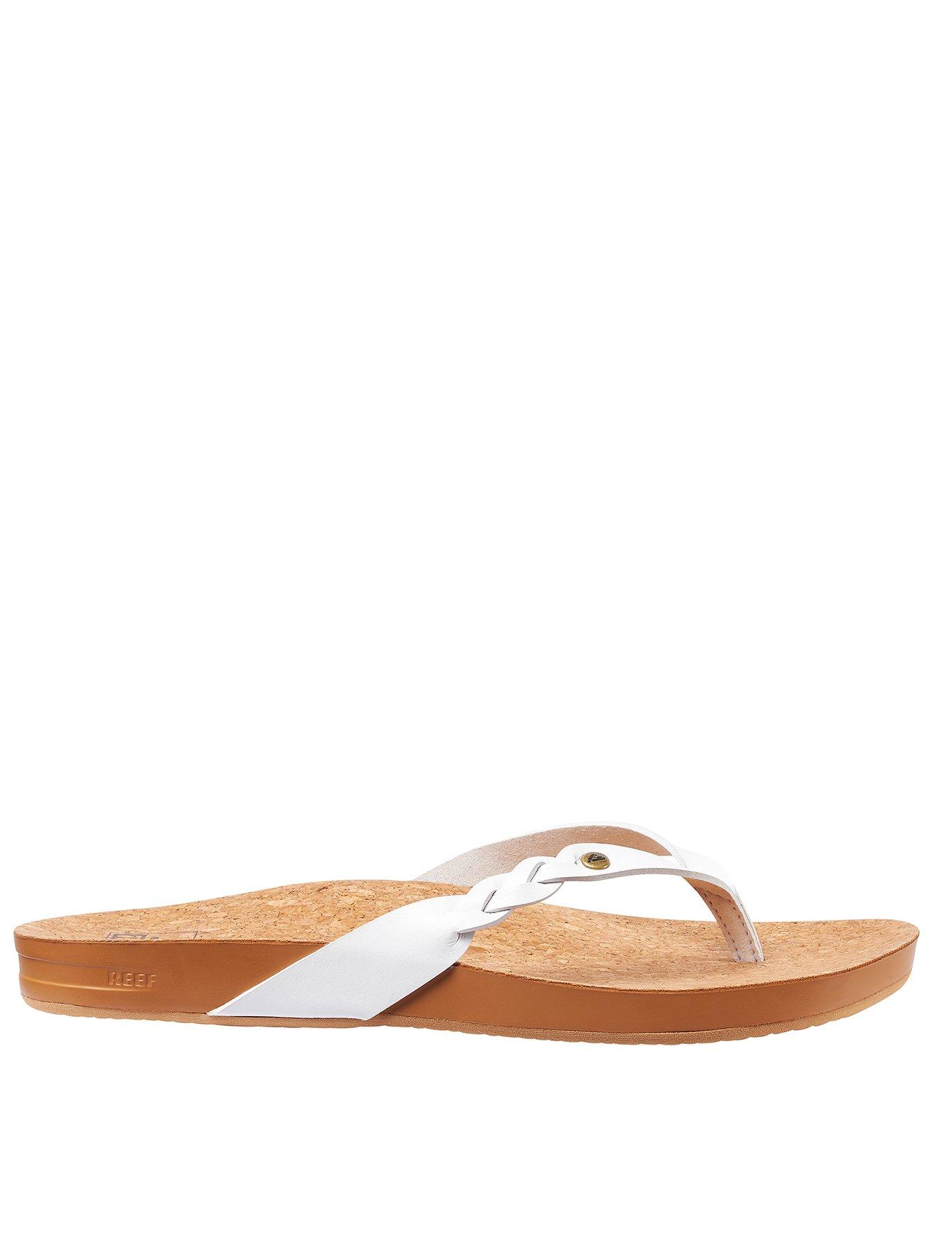 Cushion Court Twist Toe Post Sandals White