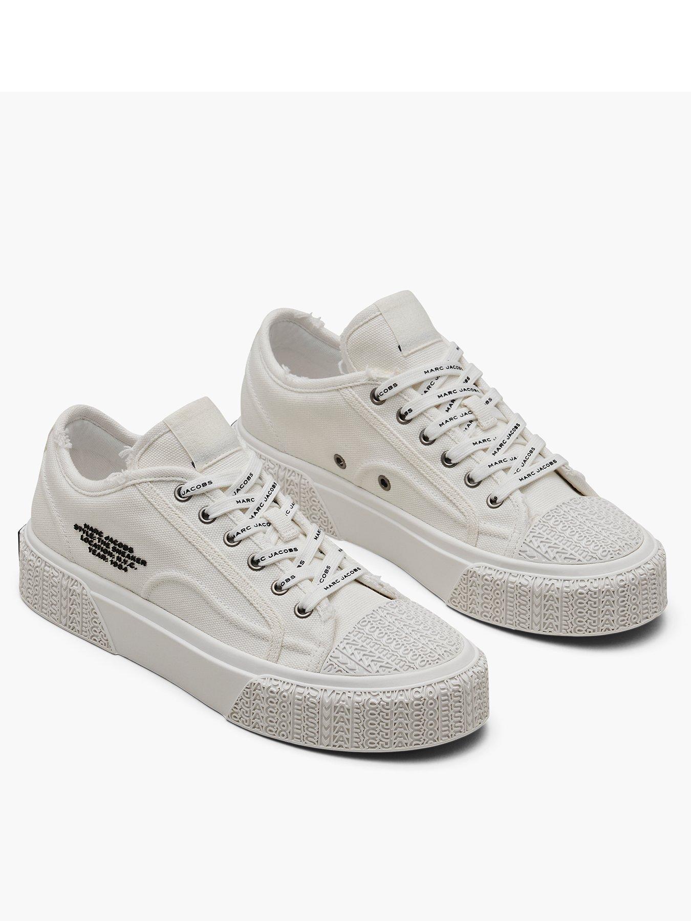 undefined The Sneaker - White