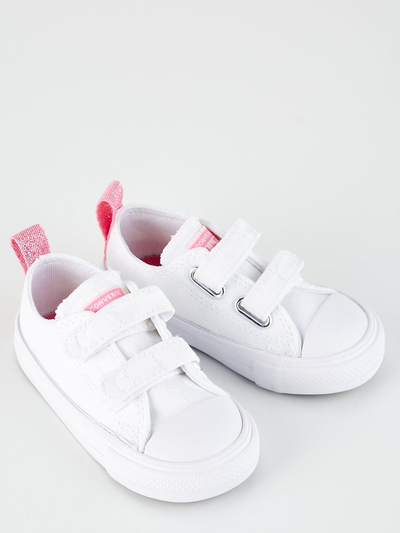 Converse infant chuck taylor pregnant velcro ox trainers