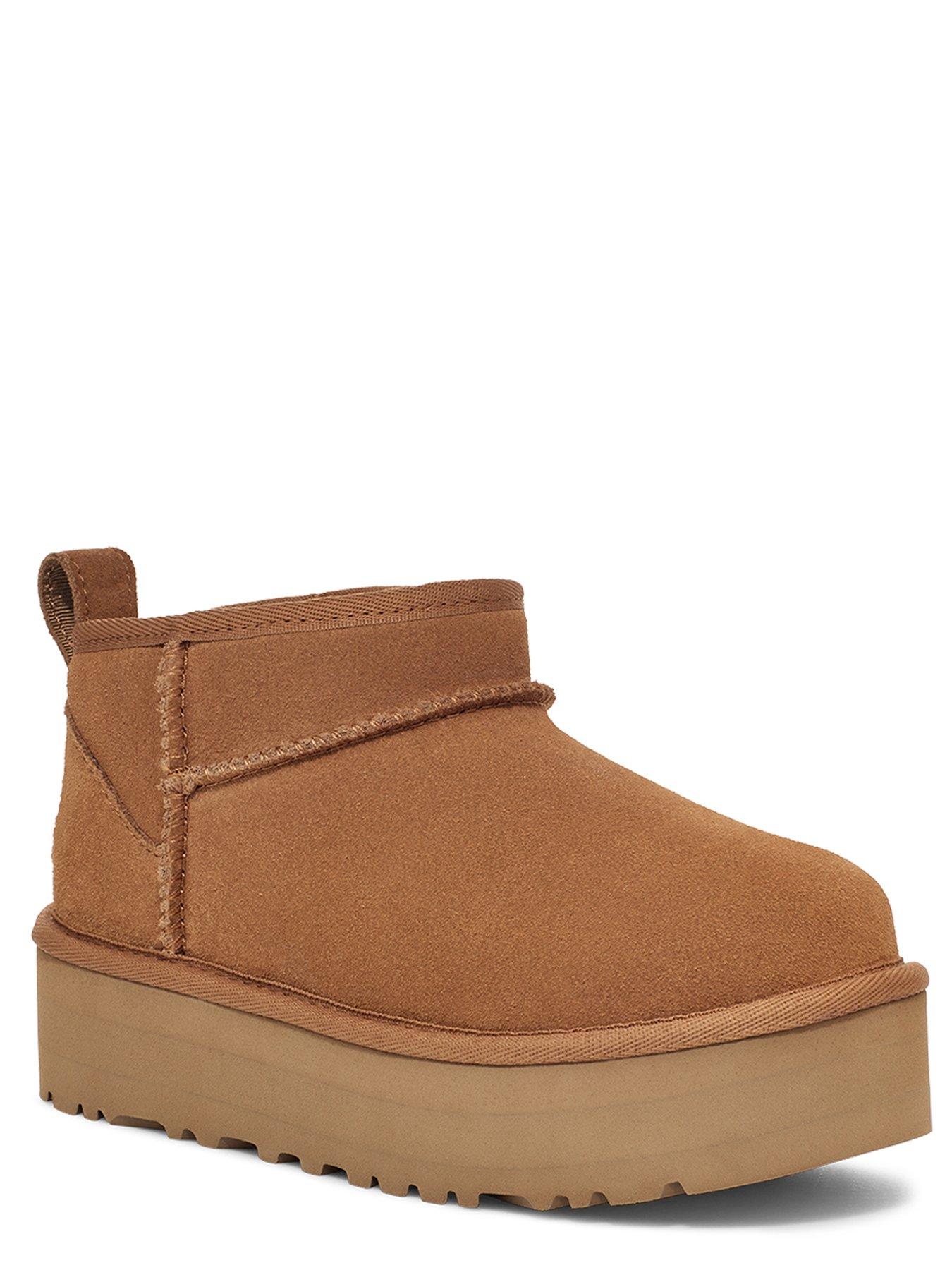 Uggs kid size on sale compare womens