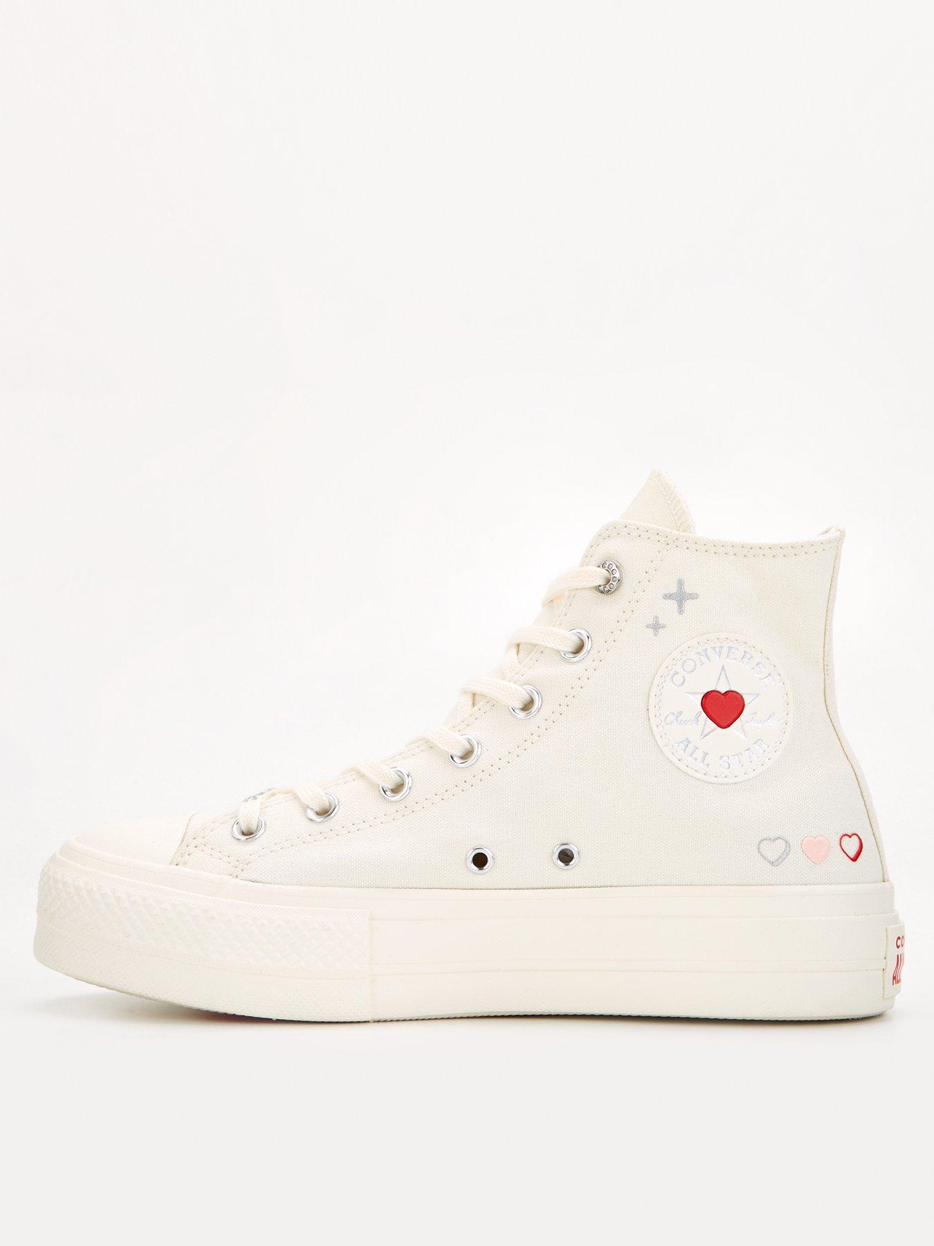 Converse sale love heart