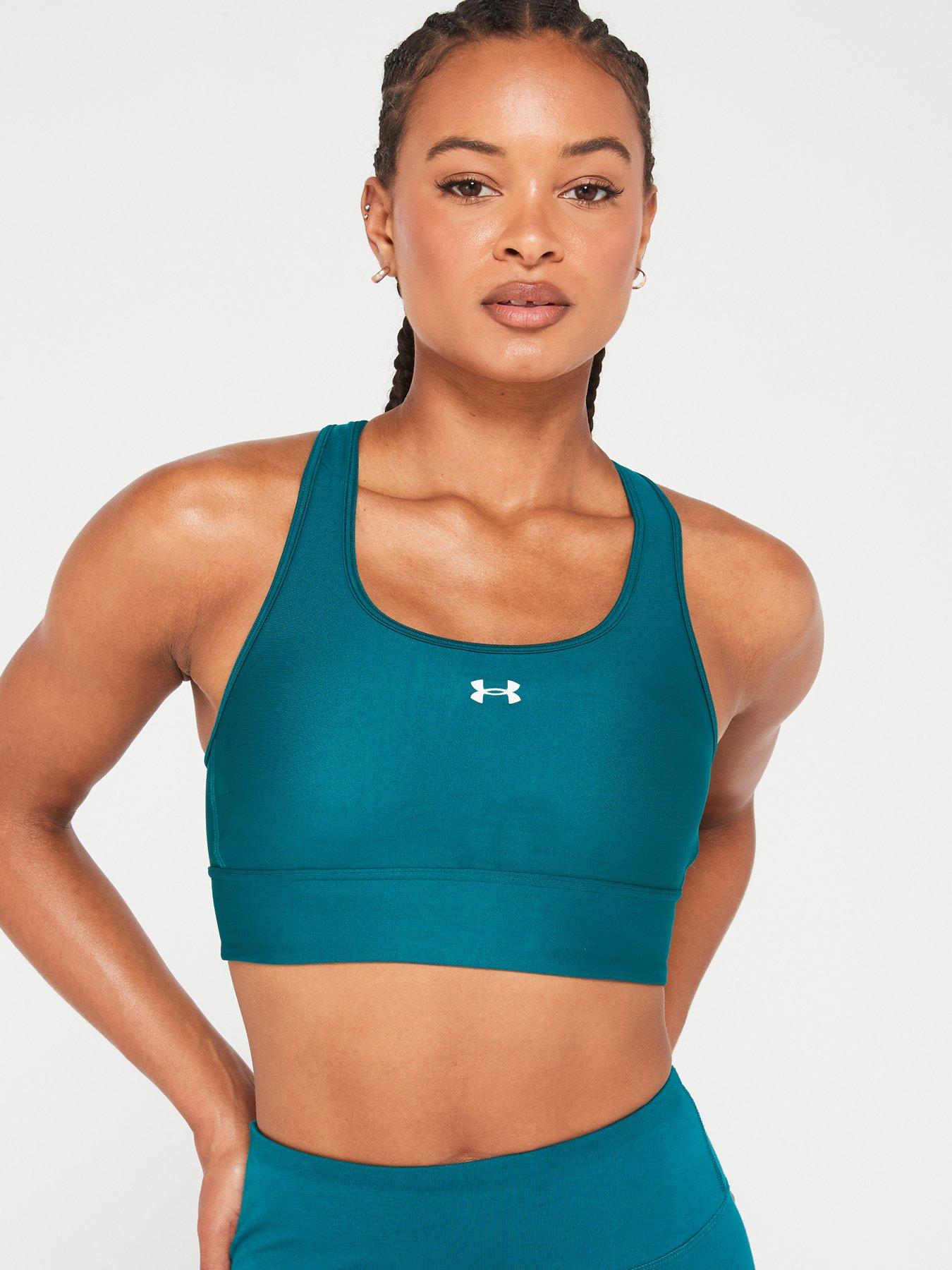 How come 2 Heatgear bras marketed at 2XL are different sizes? : r