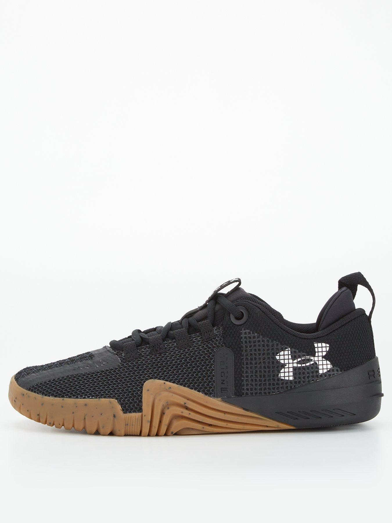 Under Armour Charged Rogue 3 Storm-Waterproof, Black/Black/Black, 6 :  : Clothing, Shoes & Accessories