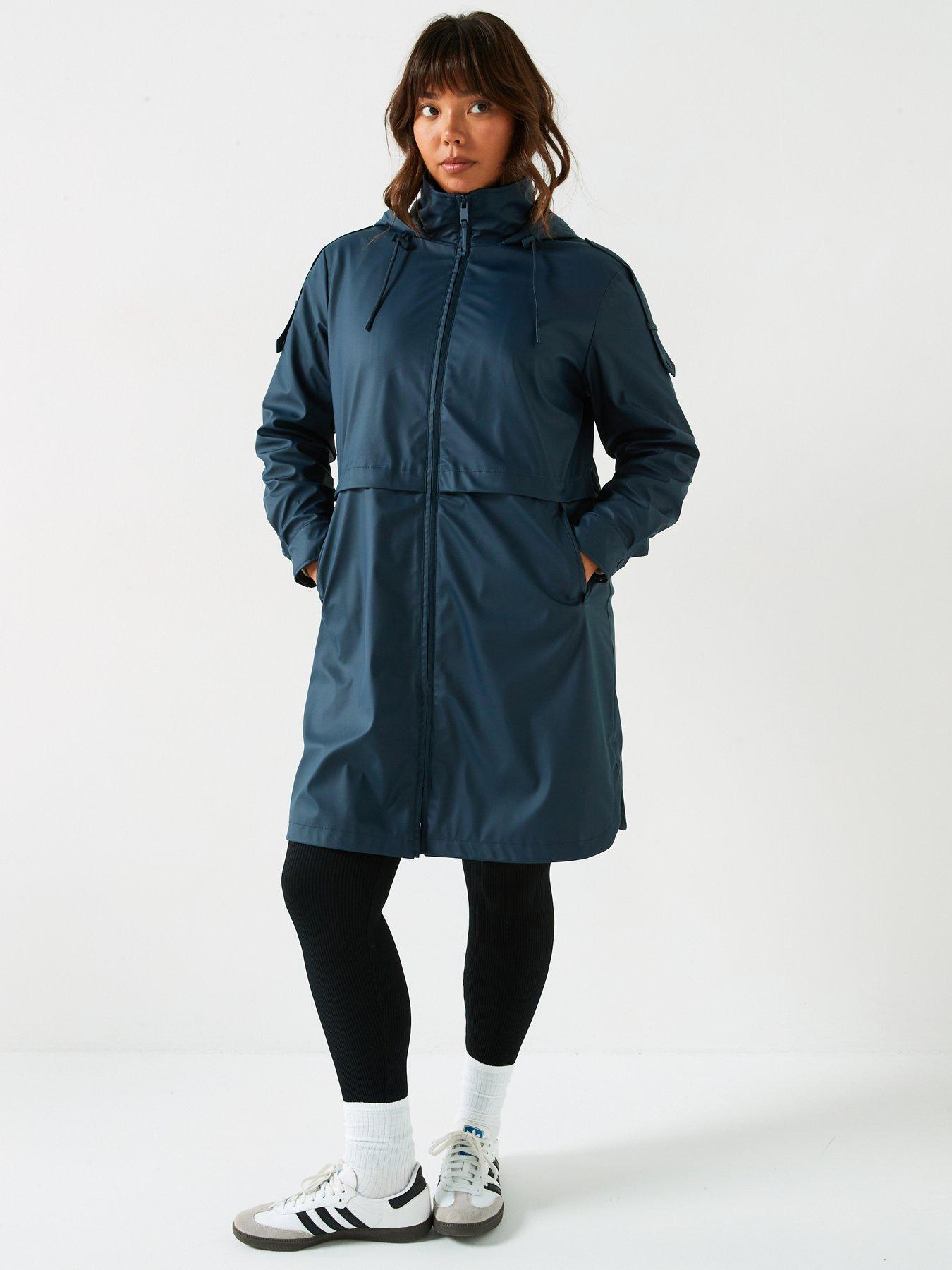 Very rain mac top