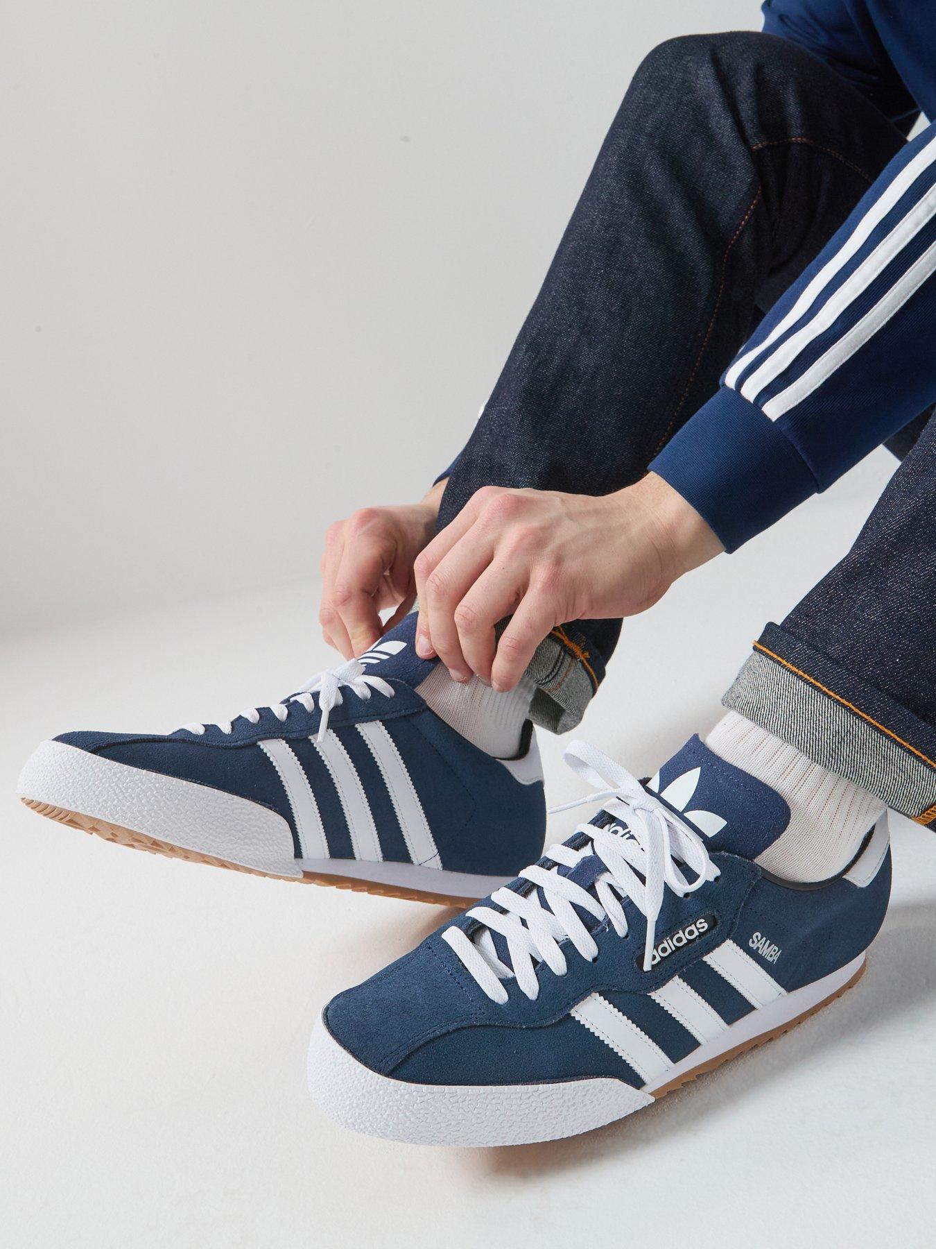 adidas Originals: Mens Samba Super Suede Trainers - Navy/white