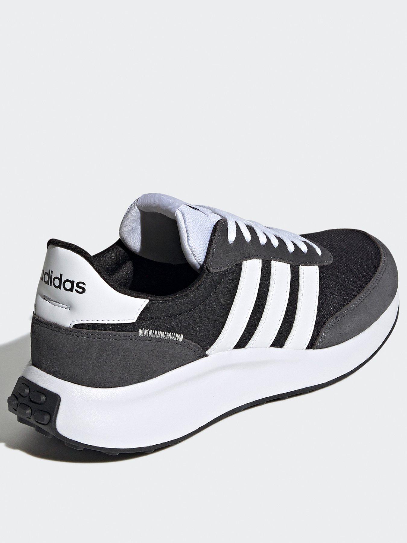 Image 3 of 6 of adidas Sportswear Men's Run 70s Trainers - Black/White