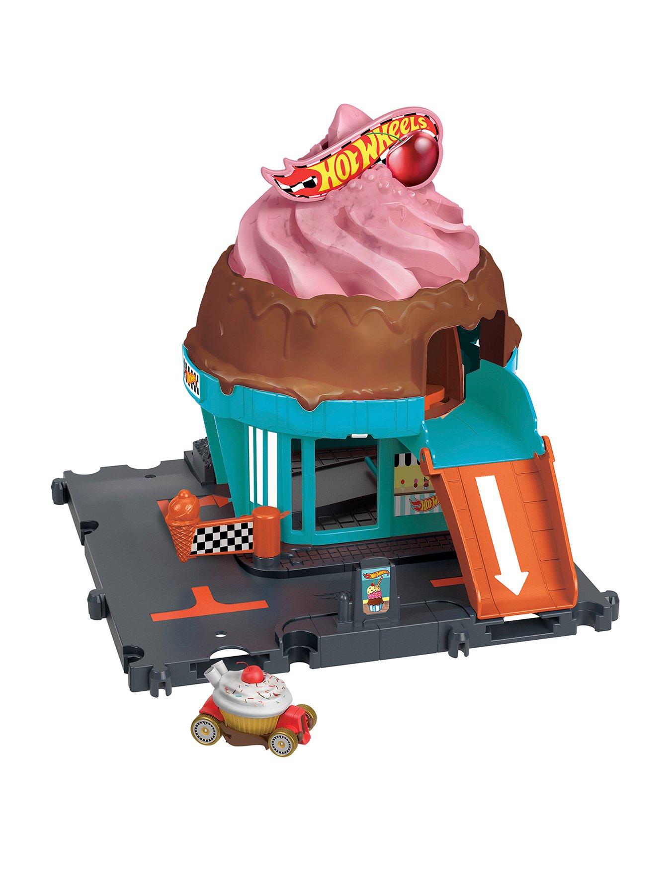 City Downtown Ice Cream Swirl Vehicle Playset