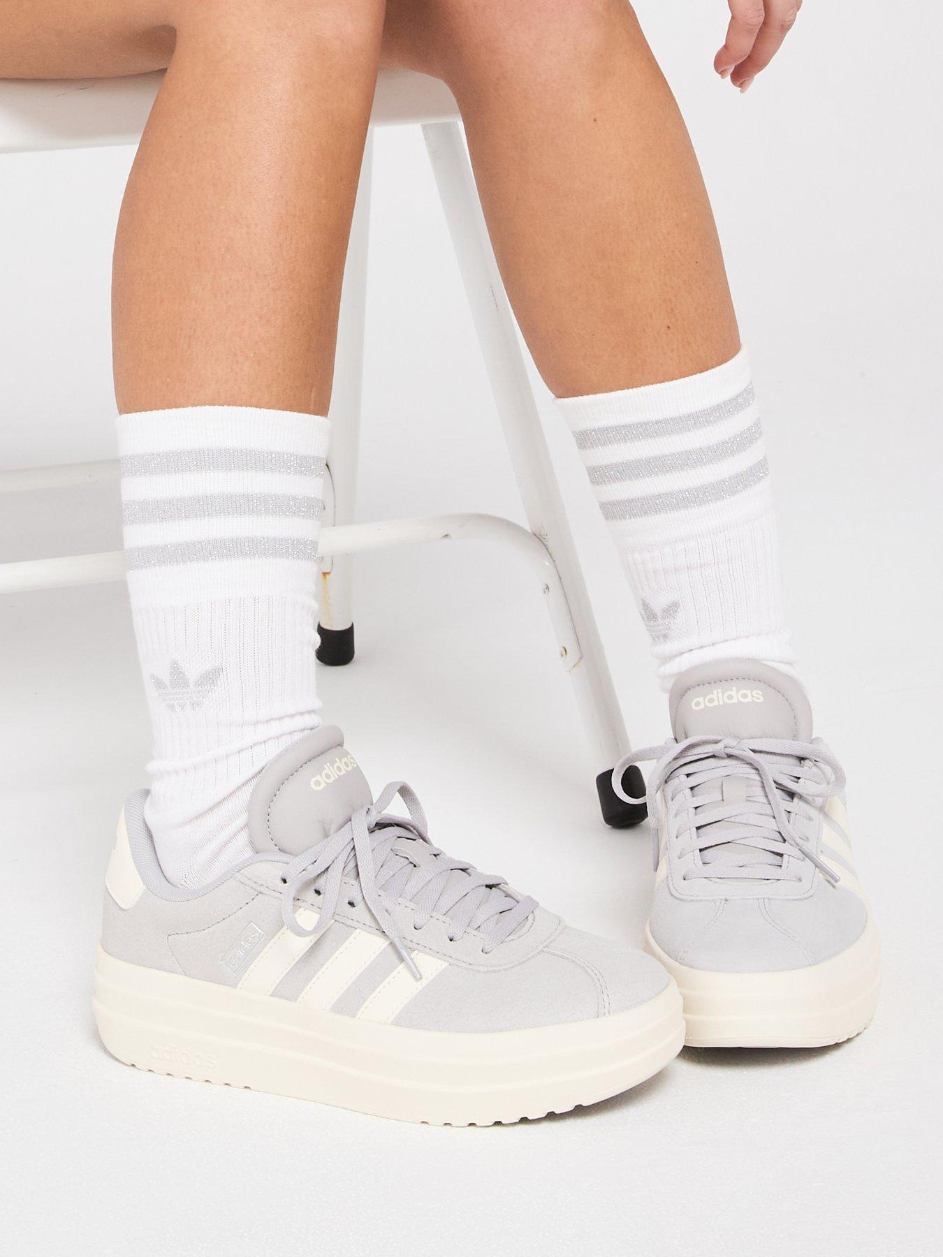 undefined Women's VL Court Bold Trainers - Grey/White