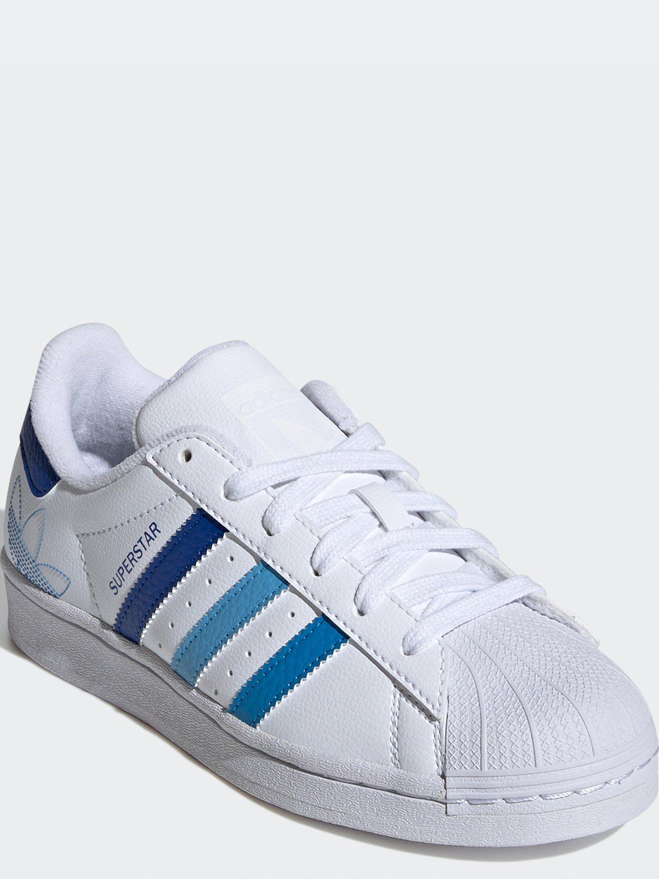 Junior on sale superstar trainers