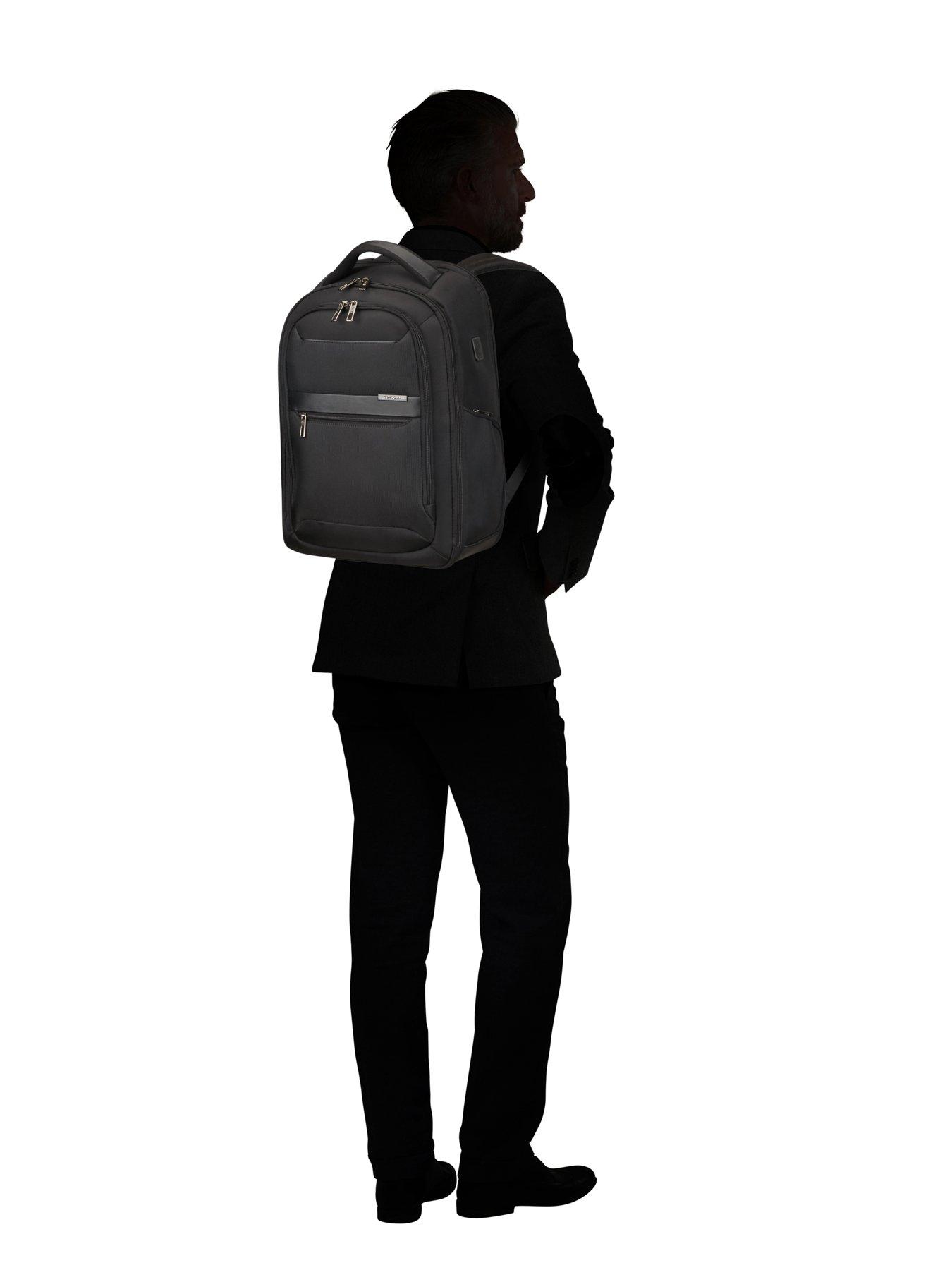 Vectura evo laptop backpack 15.6 top