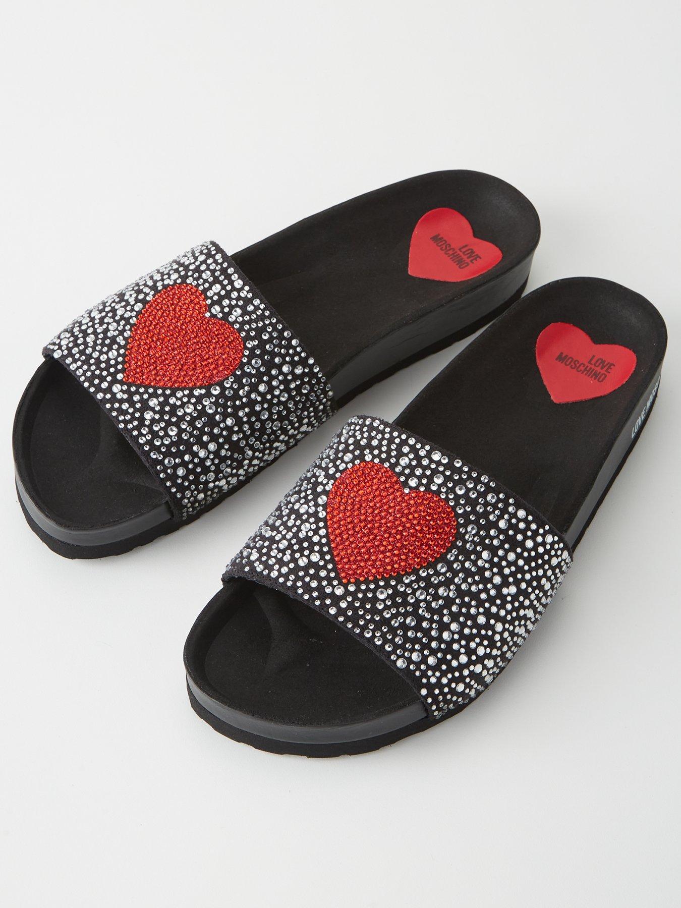 Love moschino discount crystal heart slides