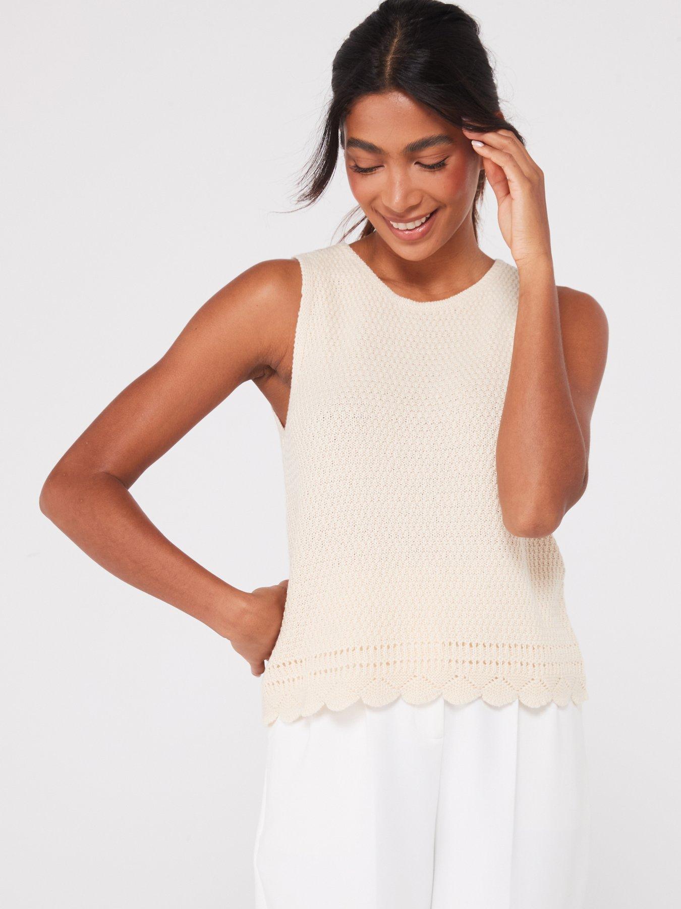 jdy-scallop-edge-knitted-top-beige