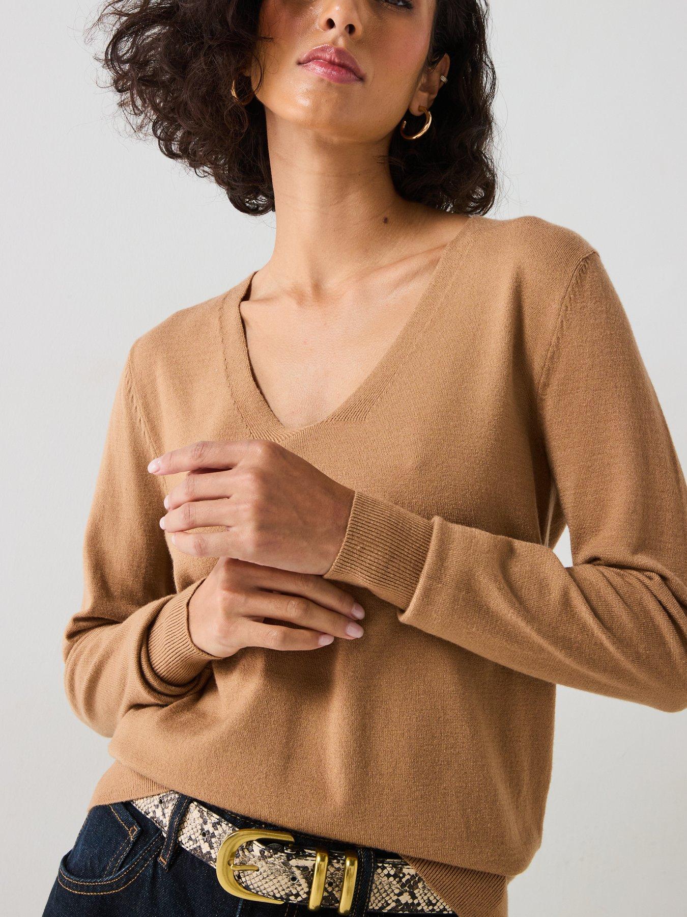 Image 4 of 5 of Everyday V Neck Knitted Jumper - Neutral