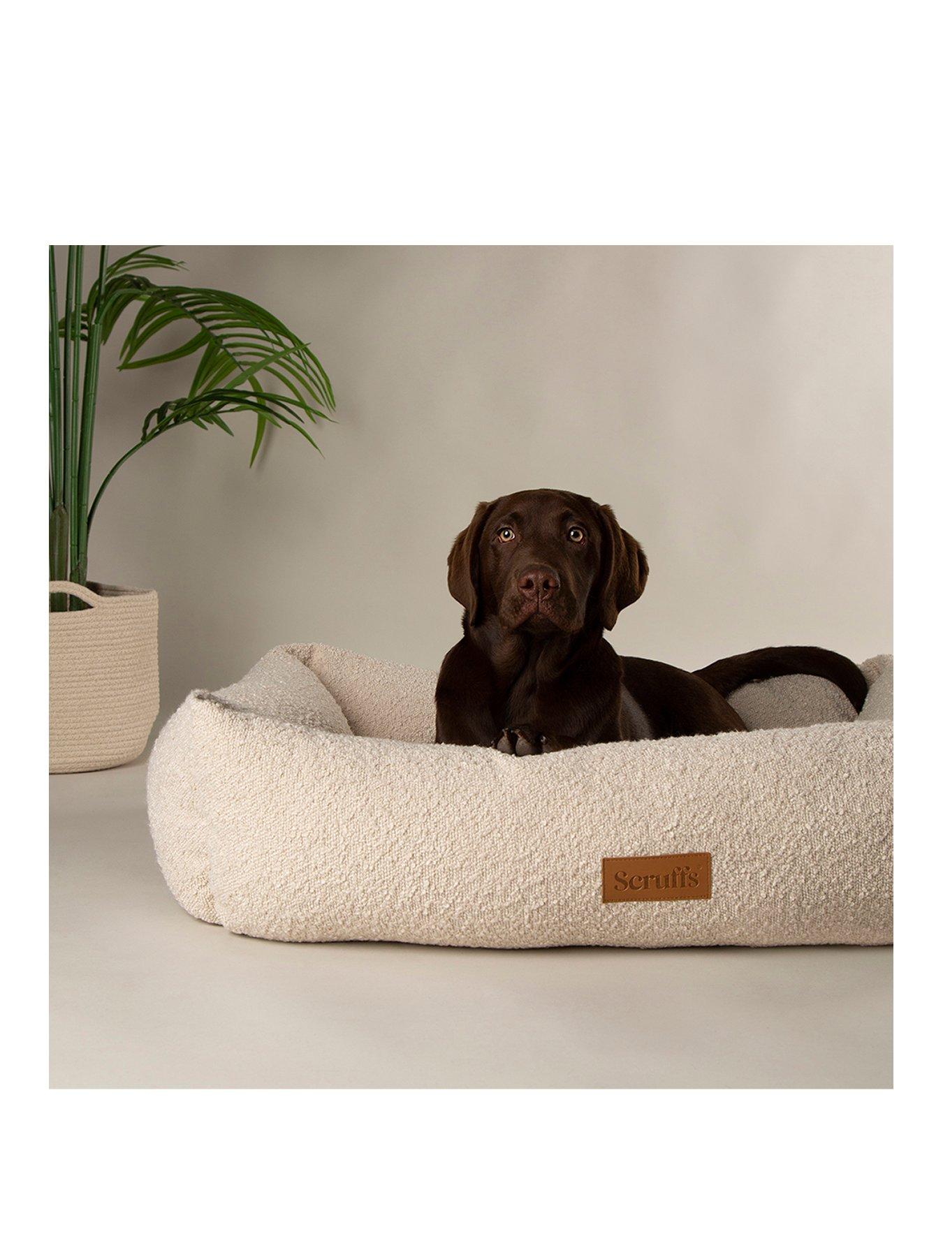 Product photograph of Scruffs Boucle Box Bed - Medium from very.co.uk