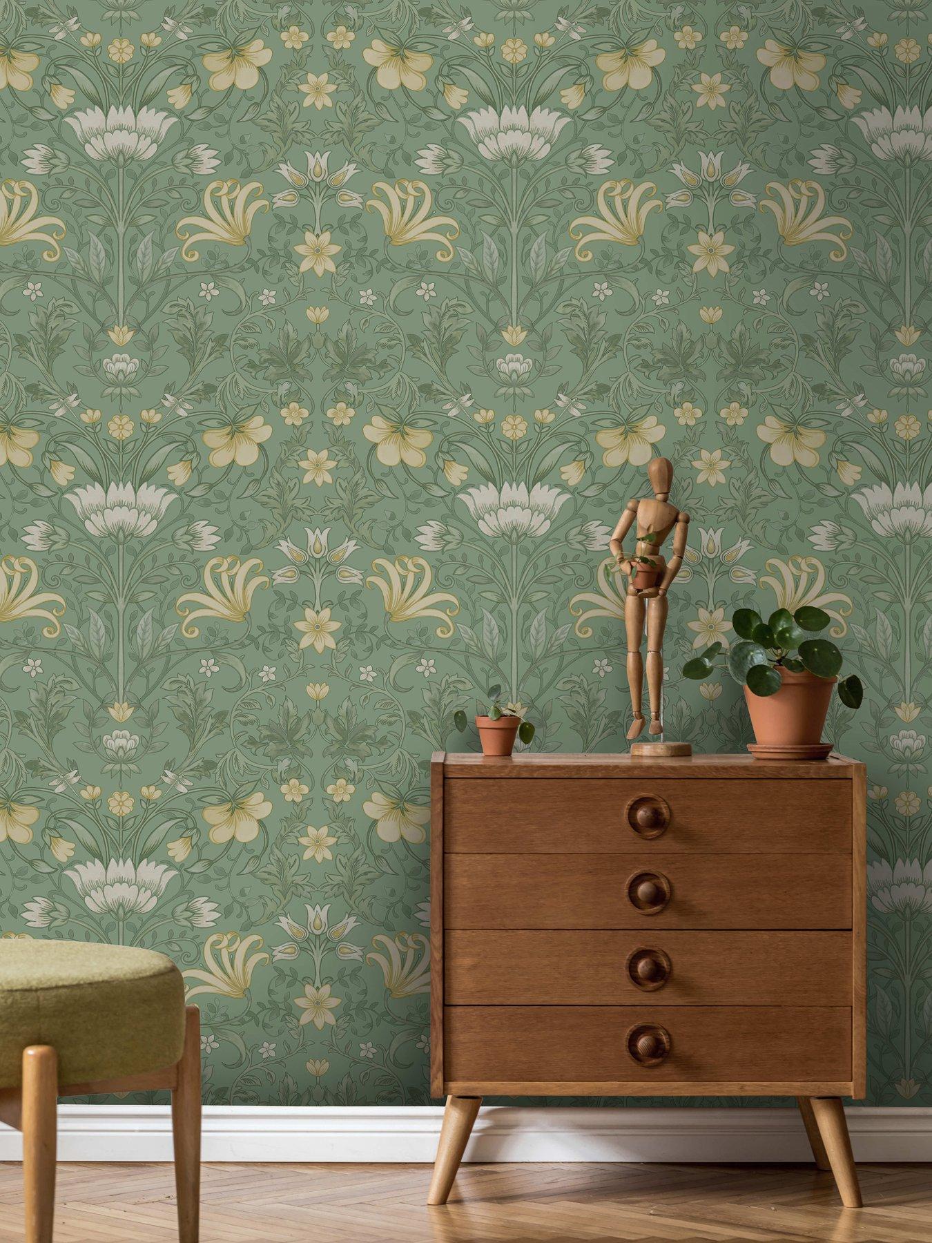 undefined Vintage Floral Wallpaper in Green