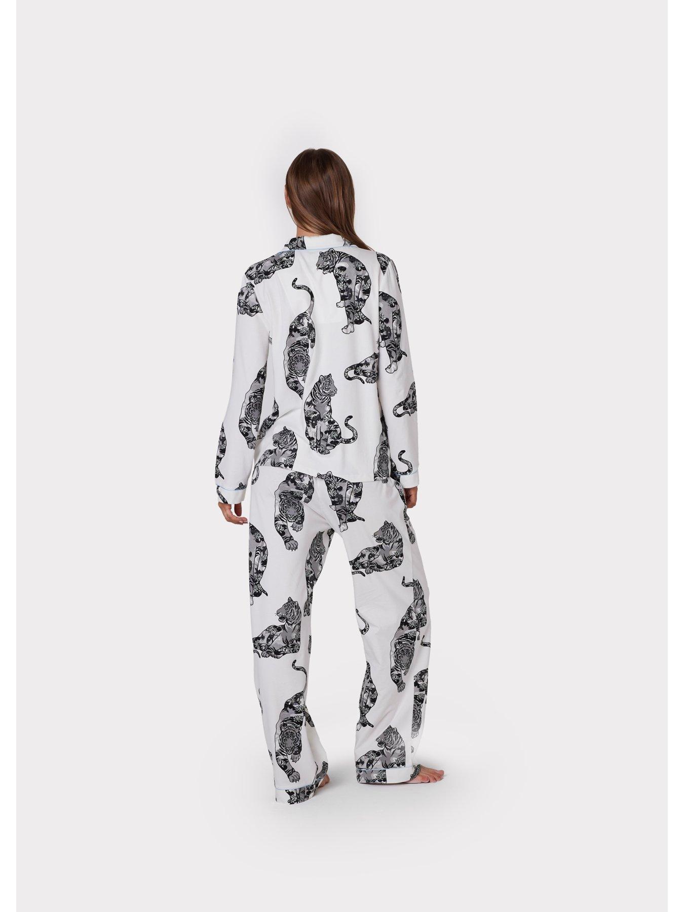 Image 2 of 6 of CHELSEA PEERS Printed Button Up Pyjama's - White