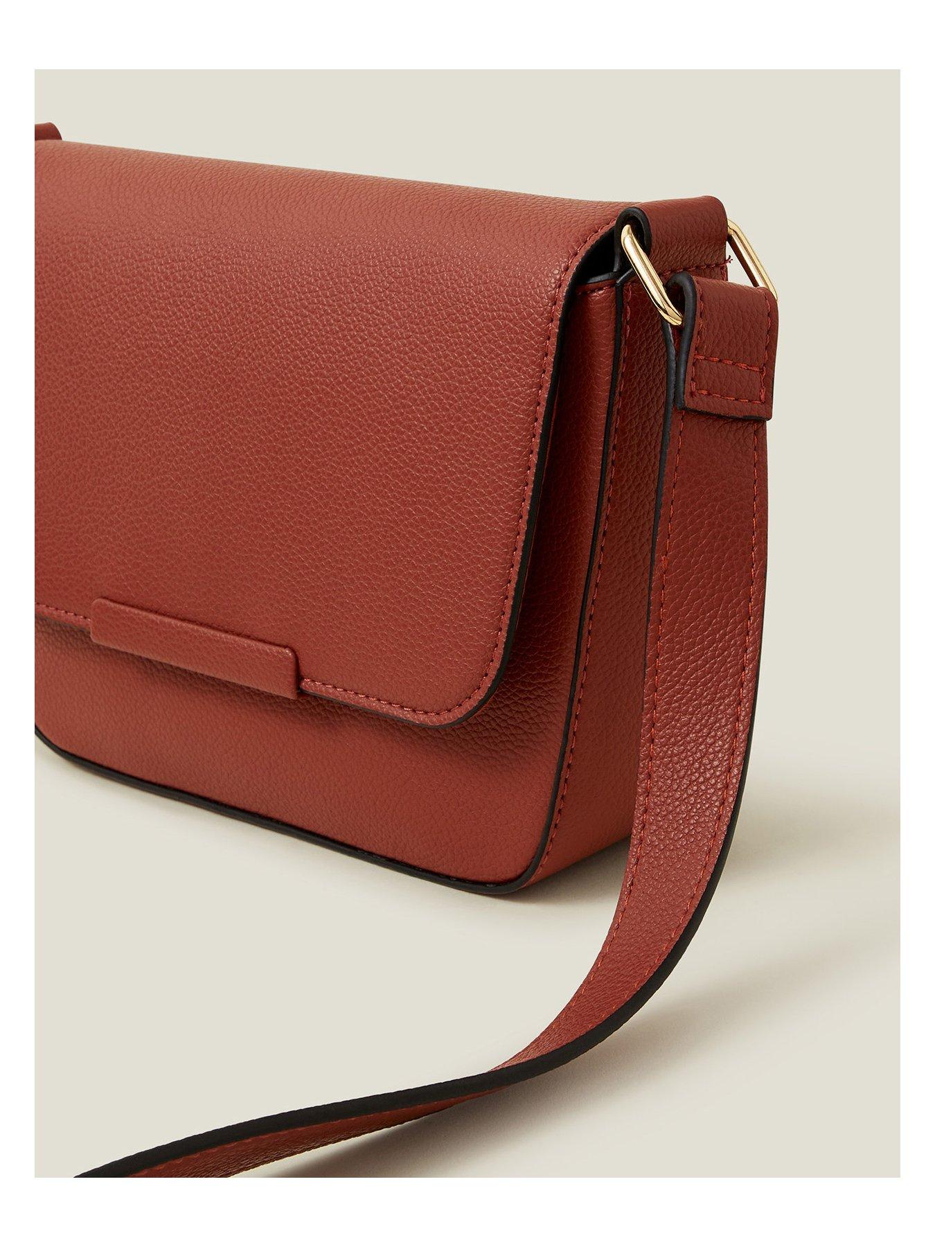 Image 4 of 4 of Accessorize Clean Bar Crossbody